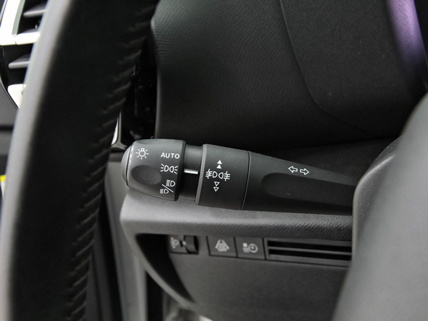 Citroen ë-C4 50kWh eléctrico Feel 100 kW (136 CV)