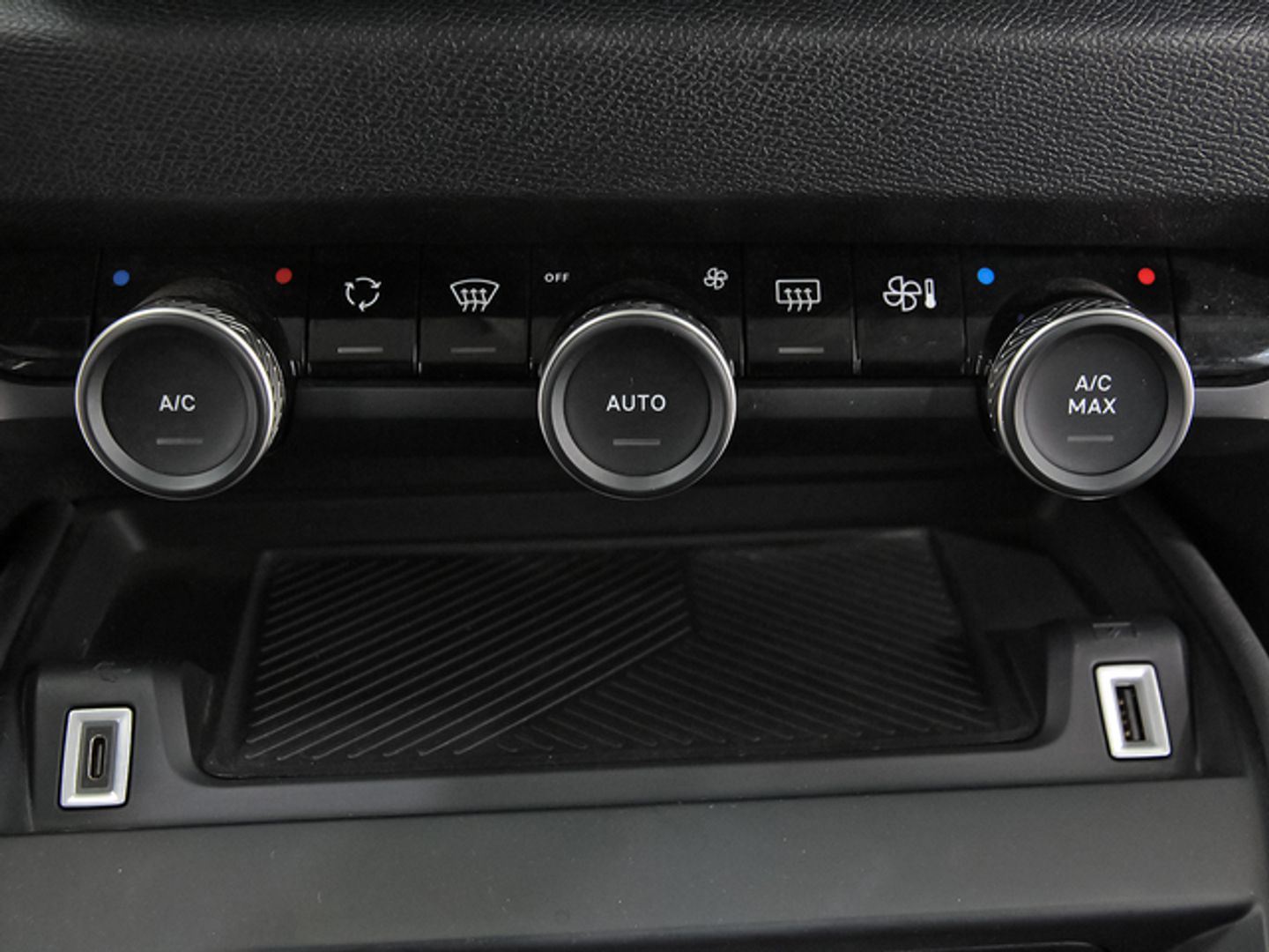 Citroen ë-C4 50kWh eléctrico Feel 100 kW (136 CV)