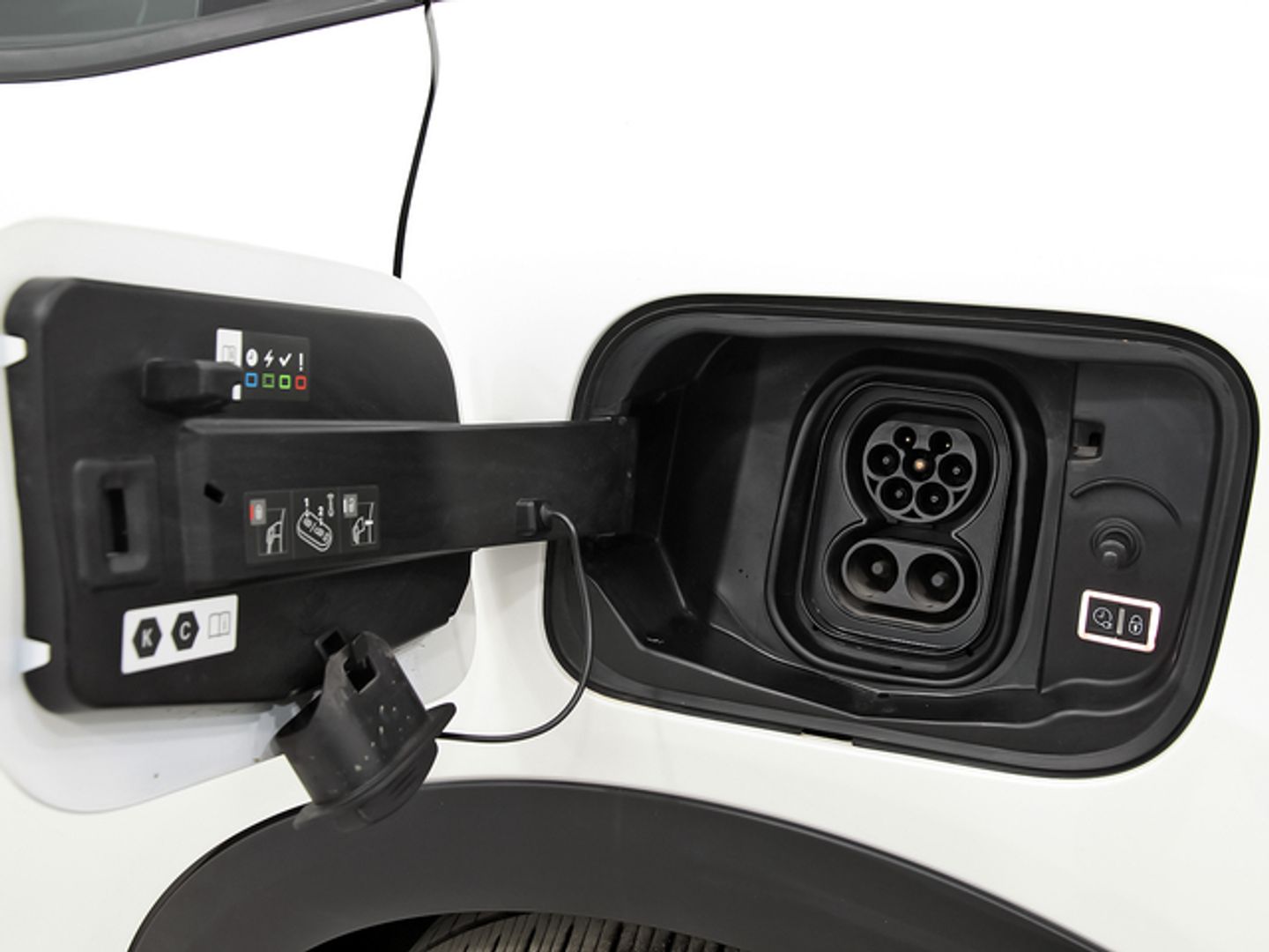 Citroen ë-C4 50kWh eléctrico Feel 100 kW (136 CV)