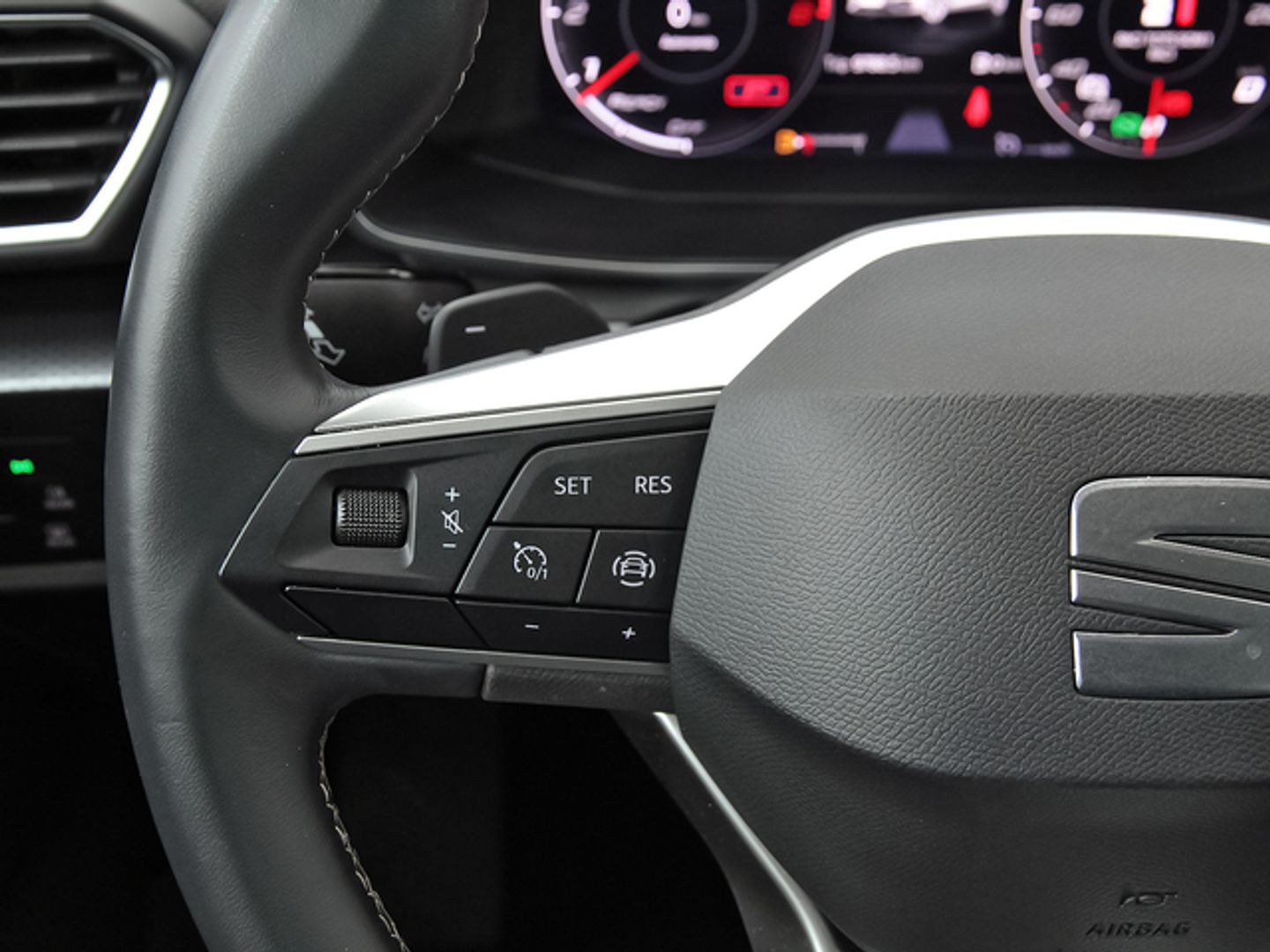 SEAT León 1.5 eTSI S&S Style Special Edition Vision DSG 110 kW (150 CV)