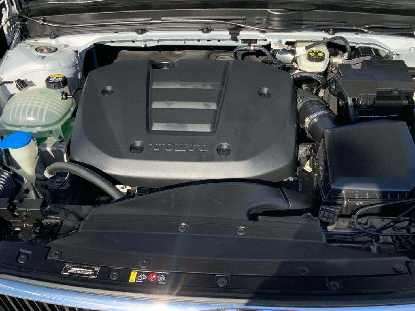 Volvo XC40 T3 Momentum Core Auto 120 kW (163 CV)