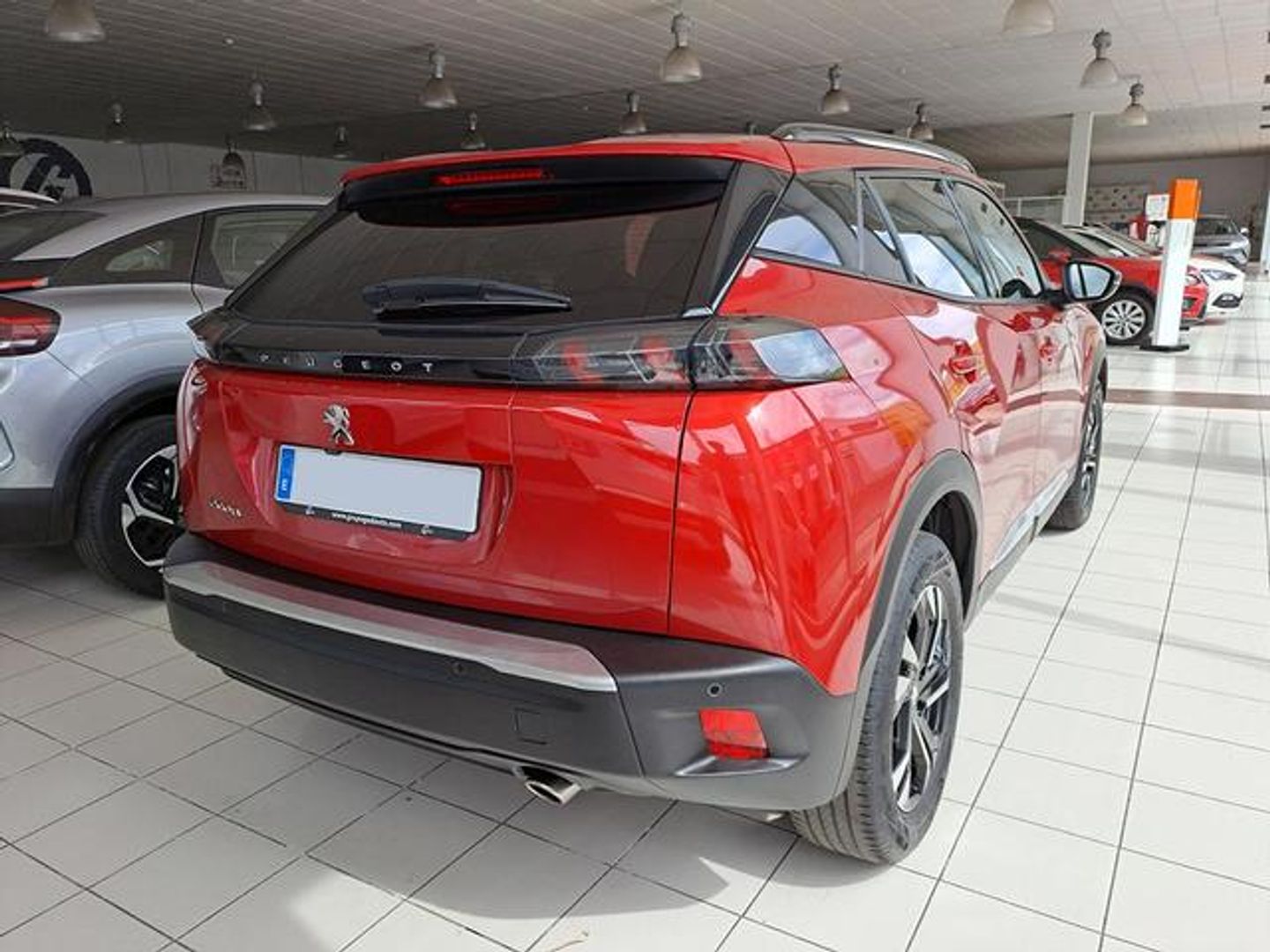Peugeot 2008 BlueHDi 130 S&S Allure Pack EAT8 96 kW (130 CV)
