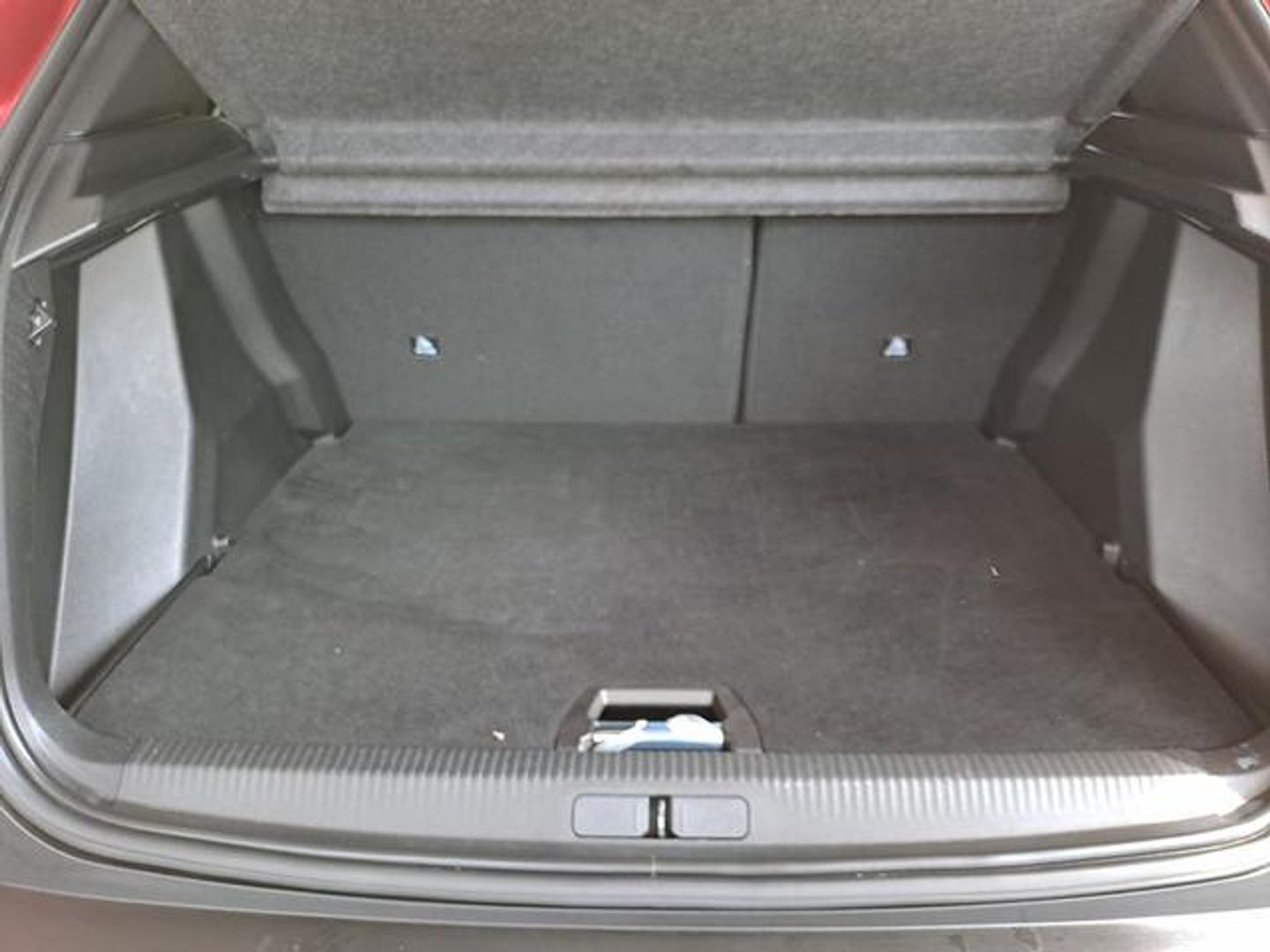 Peugeot 2008 BlueHDi 130 S&S Allure Pack EAT8 96 kW (130 CV)