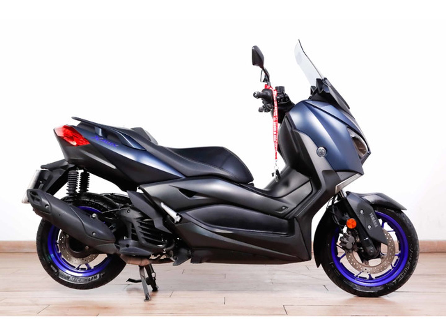Yamaha 2023 Negro Motorcycle