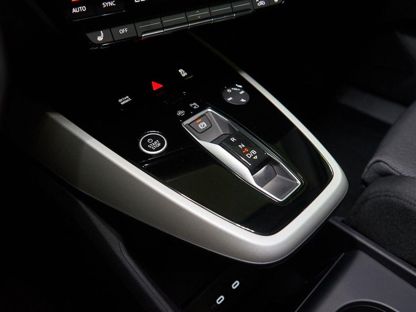 Audi Q4 e-tron Genuine edition 45 e-tron 82kWh 210 kW (286 CV)