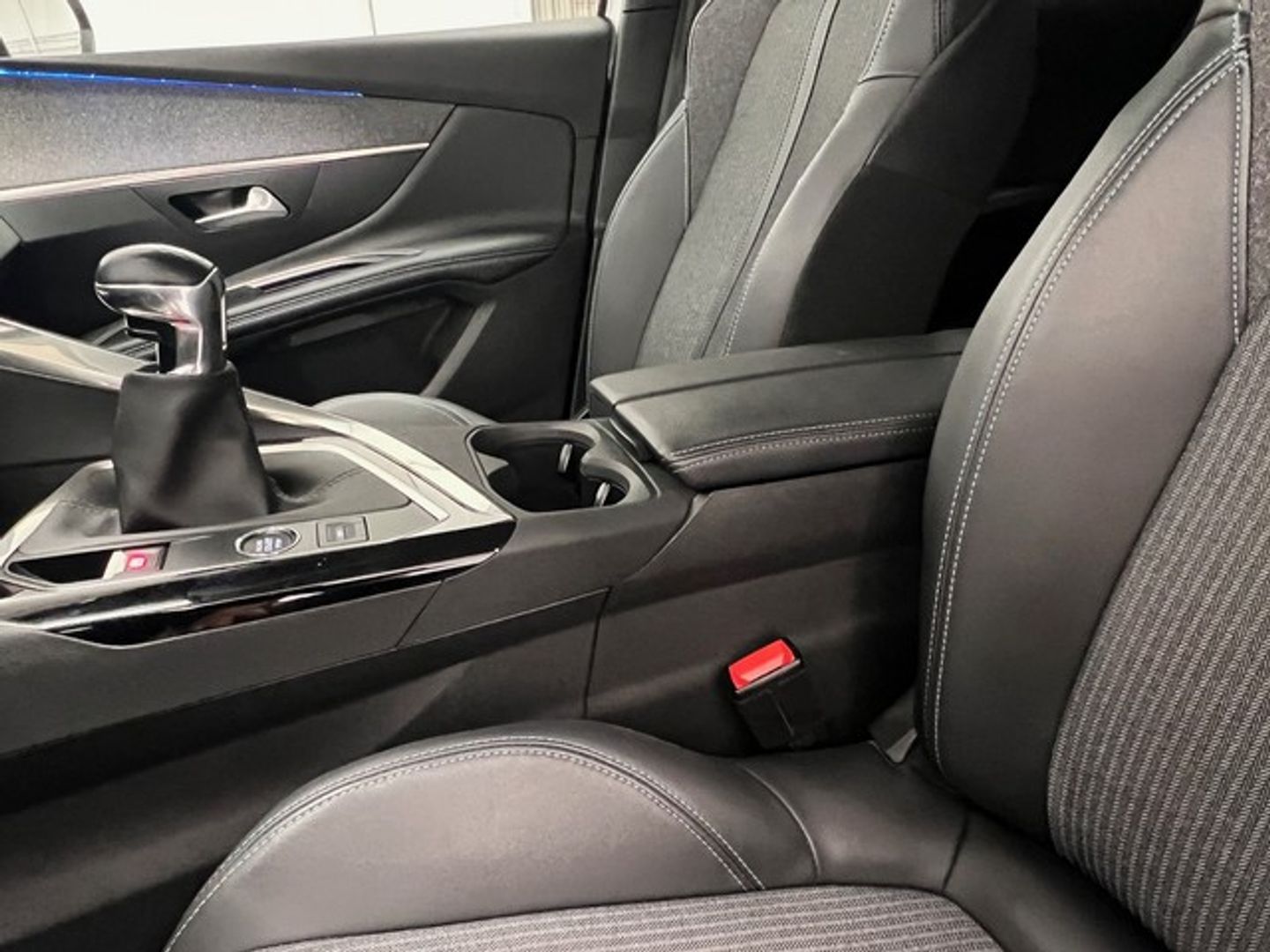 Peugeot 3008 PureTech 130 S&S Allure Pack 96 kW (130 CV)
