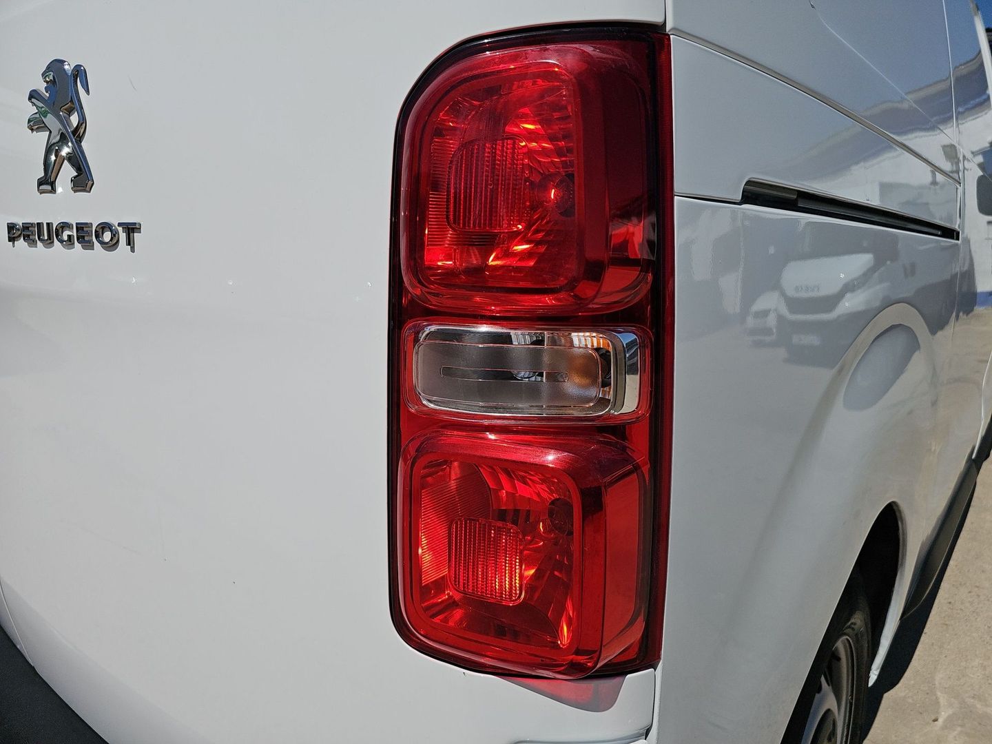 Peugeot Expert Furgon BlueHDi 120 S&S Pro Standard 88 kW (120 CV)
