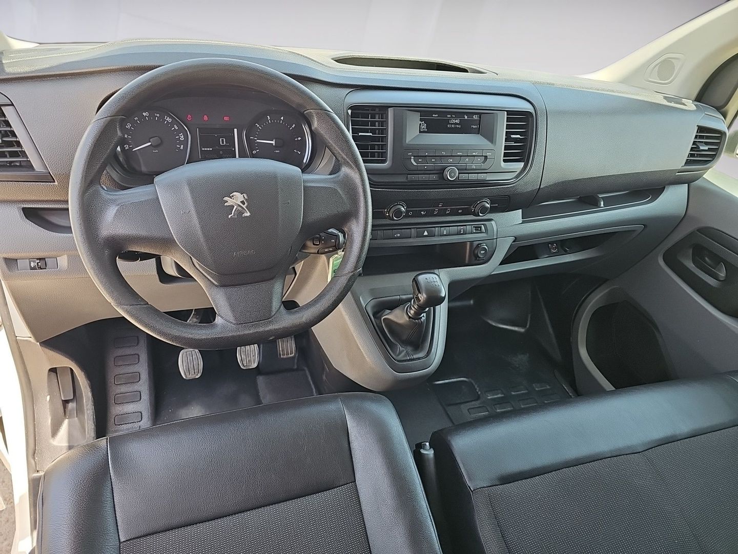 Peugeot Expert Furgon BlueHDi 120 S&S Pro Standard 88 kW (120 CV)