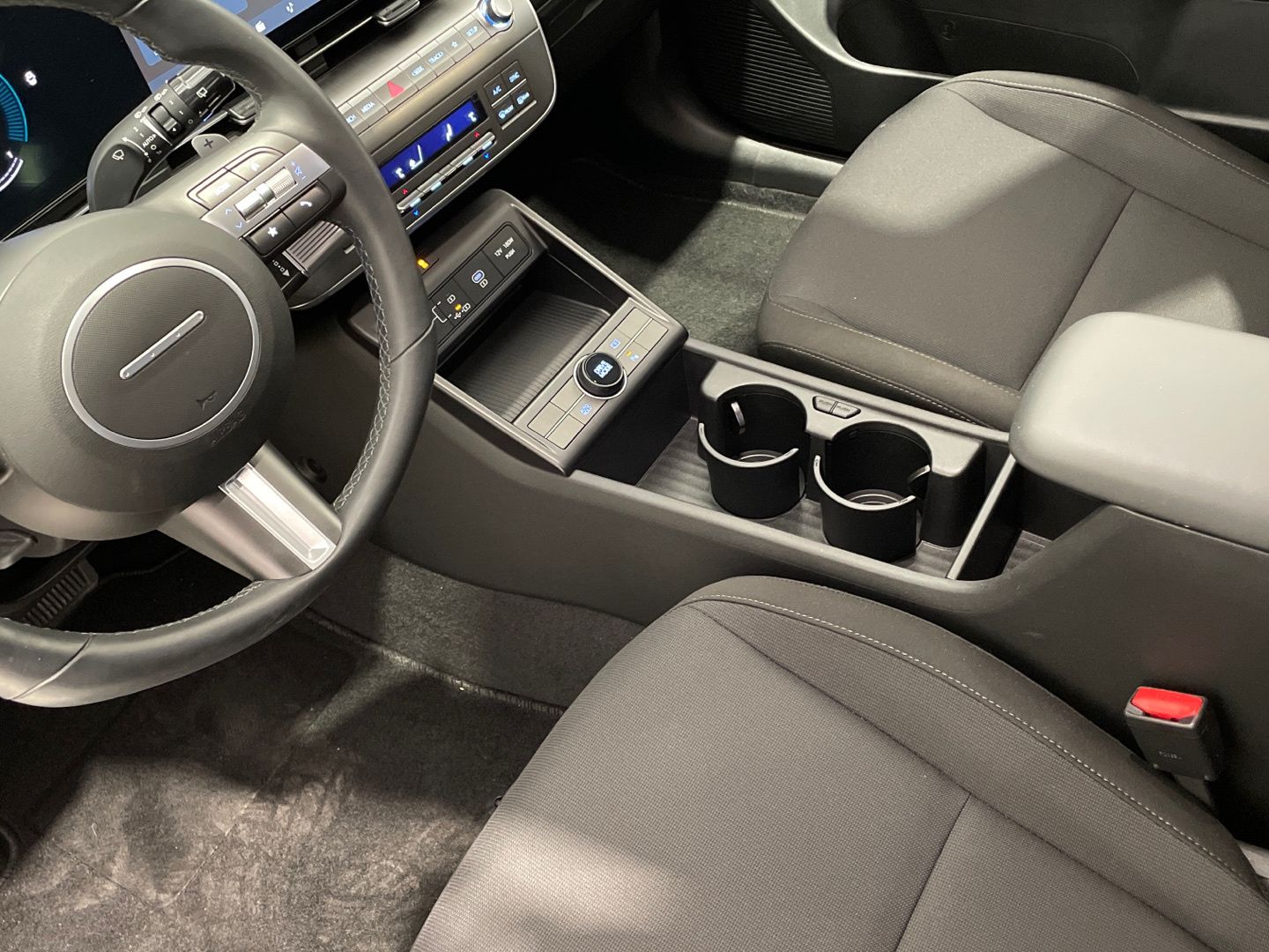 Hyundai Kona 1.6 GDI HEV Maxx DCT 104 kW (141 CV)