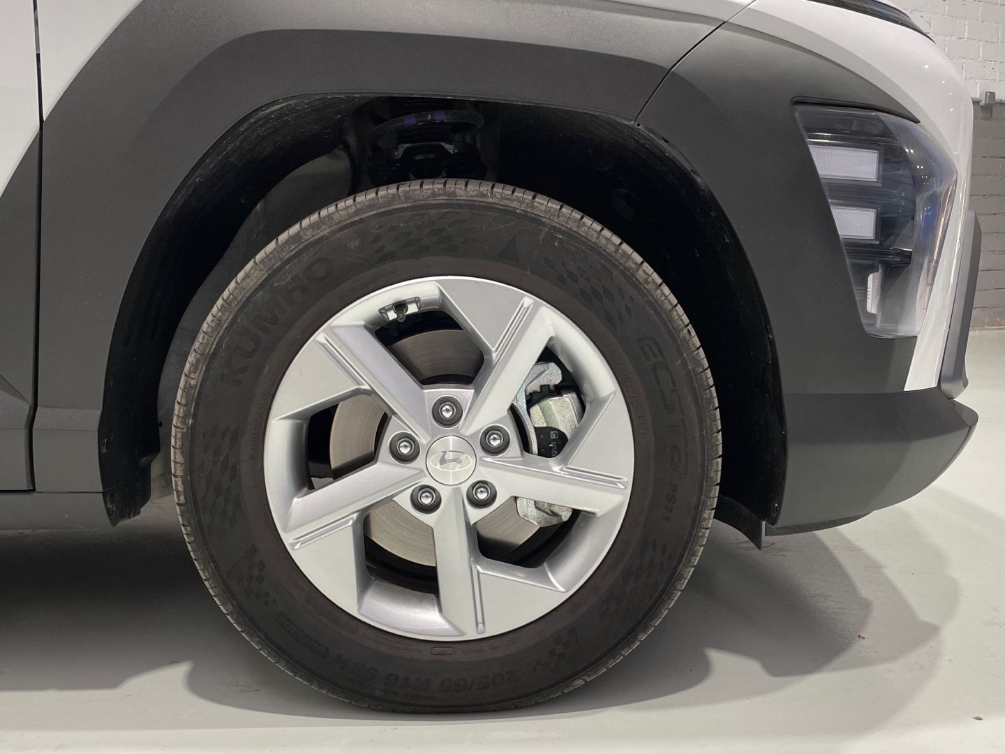 Hyundai Kona 1.6 GDI HEV Maxx DCT 104 kW (141 CV)
