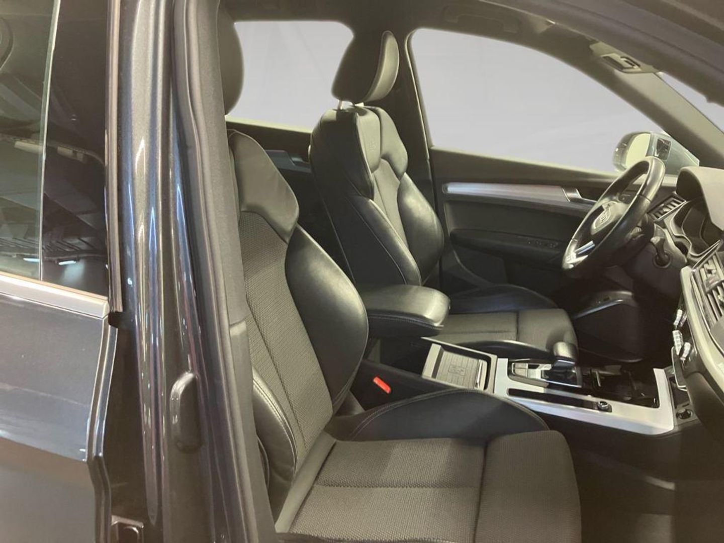 Audi Q5 Genuine 40 TDI quattro-ultra 150 kW (204 CV)