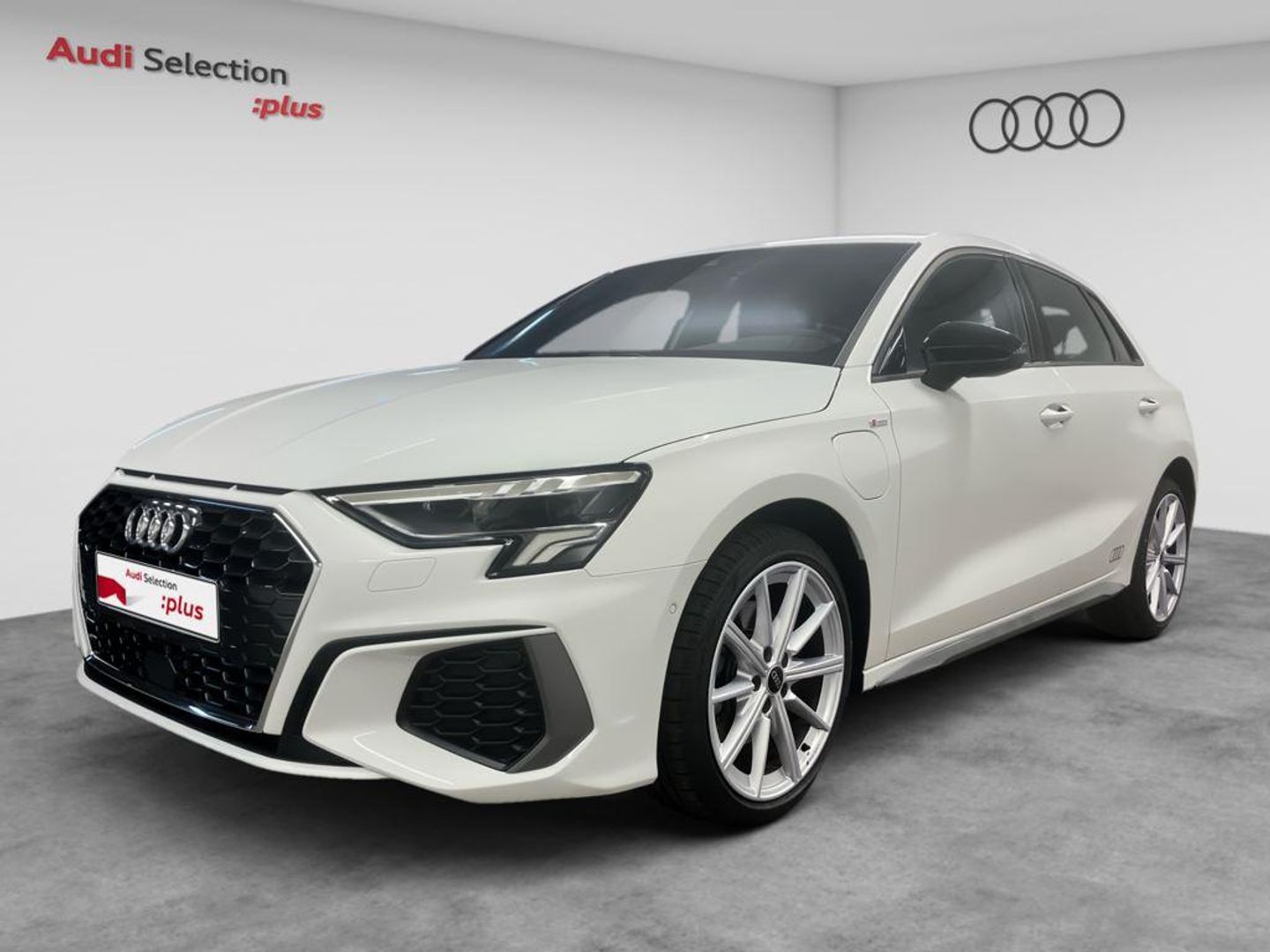 Audi A3 Sportback TFSIe S line 40 TFSI e 150 kW (204 CV) S tronic Blanco Compact