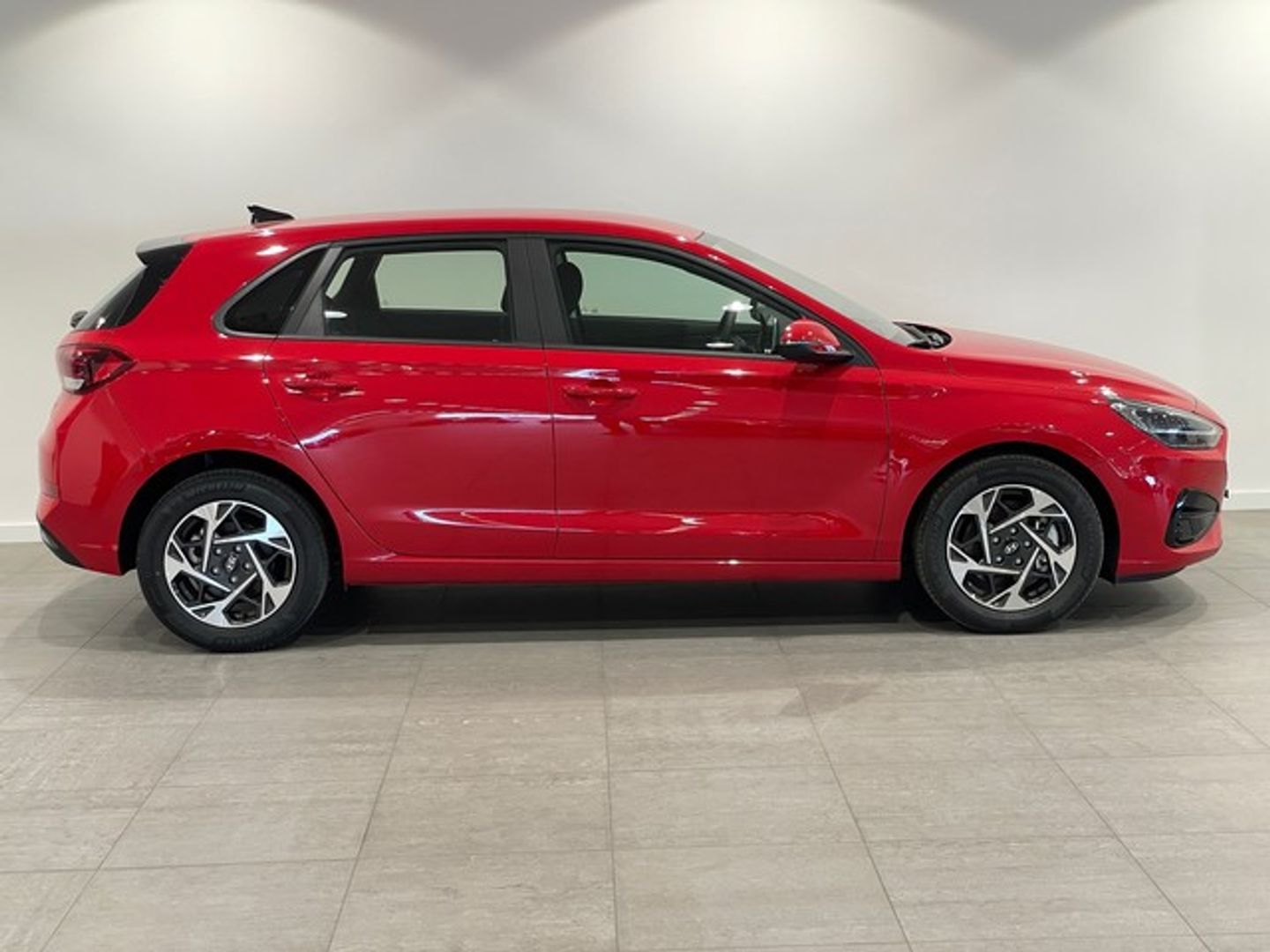 Hyundai i30 1.0 TGDI 48V Klass DCT 74 kW (100 CV)