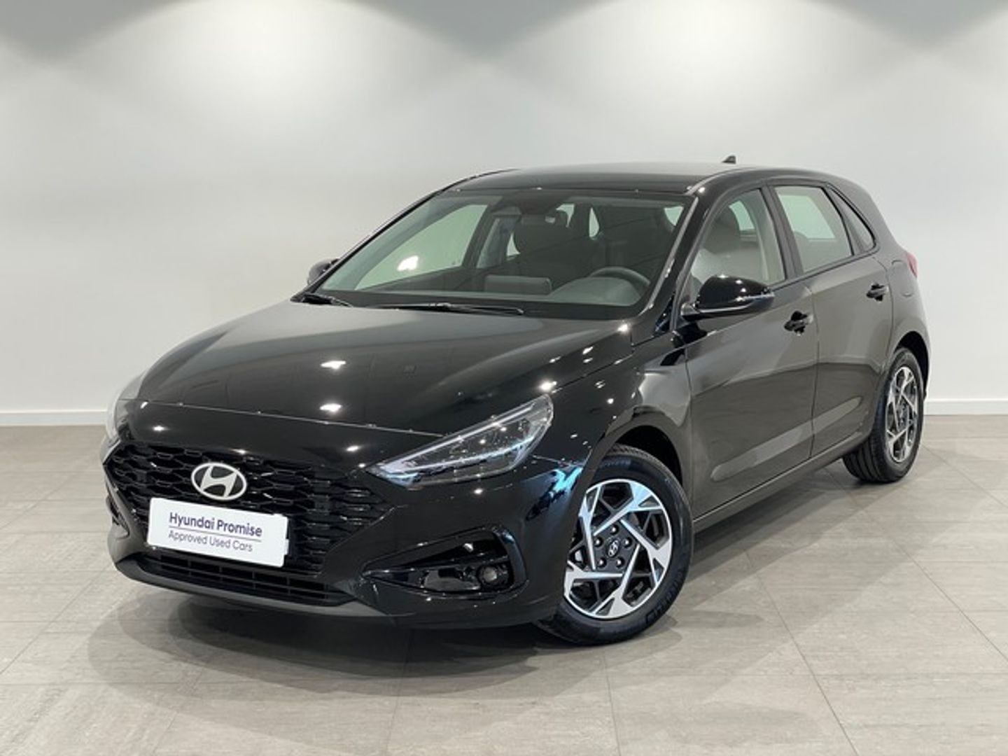 Hyundai i30 1.5 DPI Klass 71 kW (96 CV) Negro Sedan