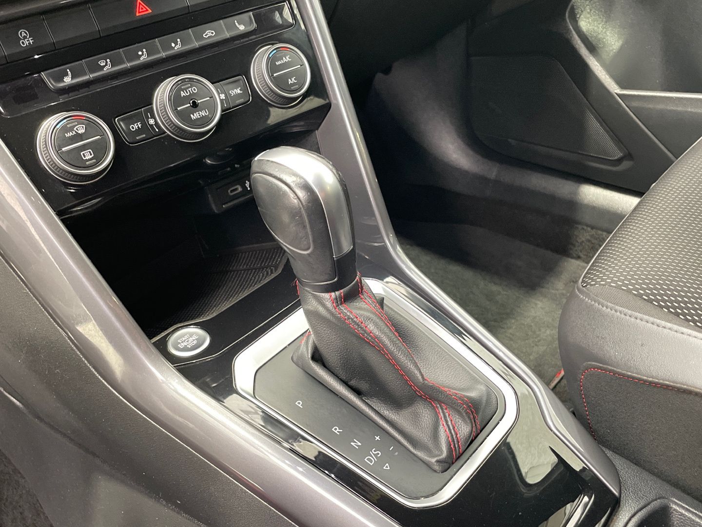 Volkswagen T-Roc Sport 2.0 TDI 110 kW (150 CV) DSG
