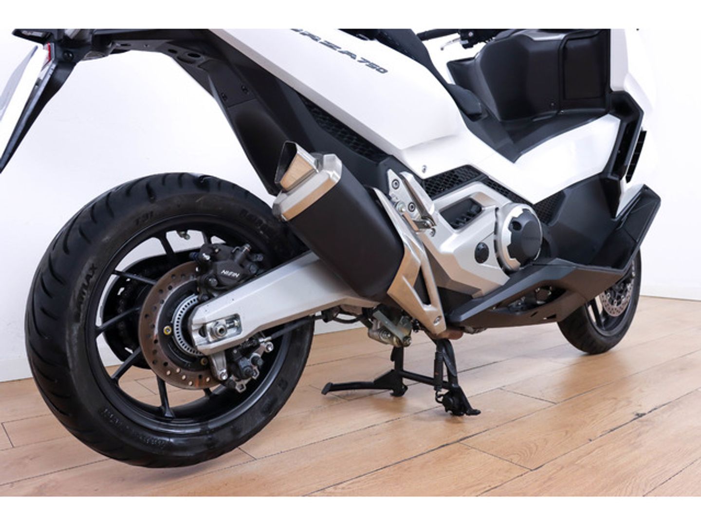 Honda Forza 750