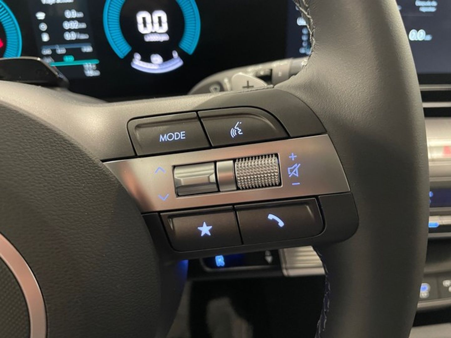 Hyundai Kona 1.6 GDI HEV Maxx DCT 104 kW (141 CV)