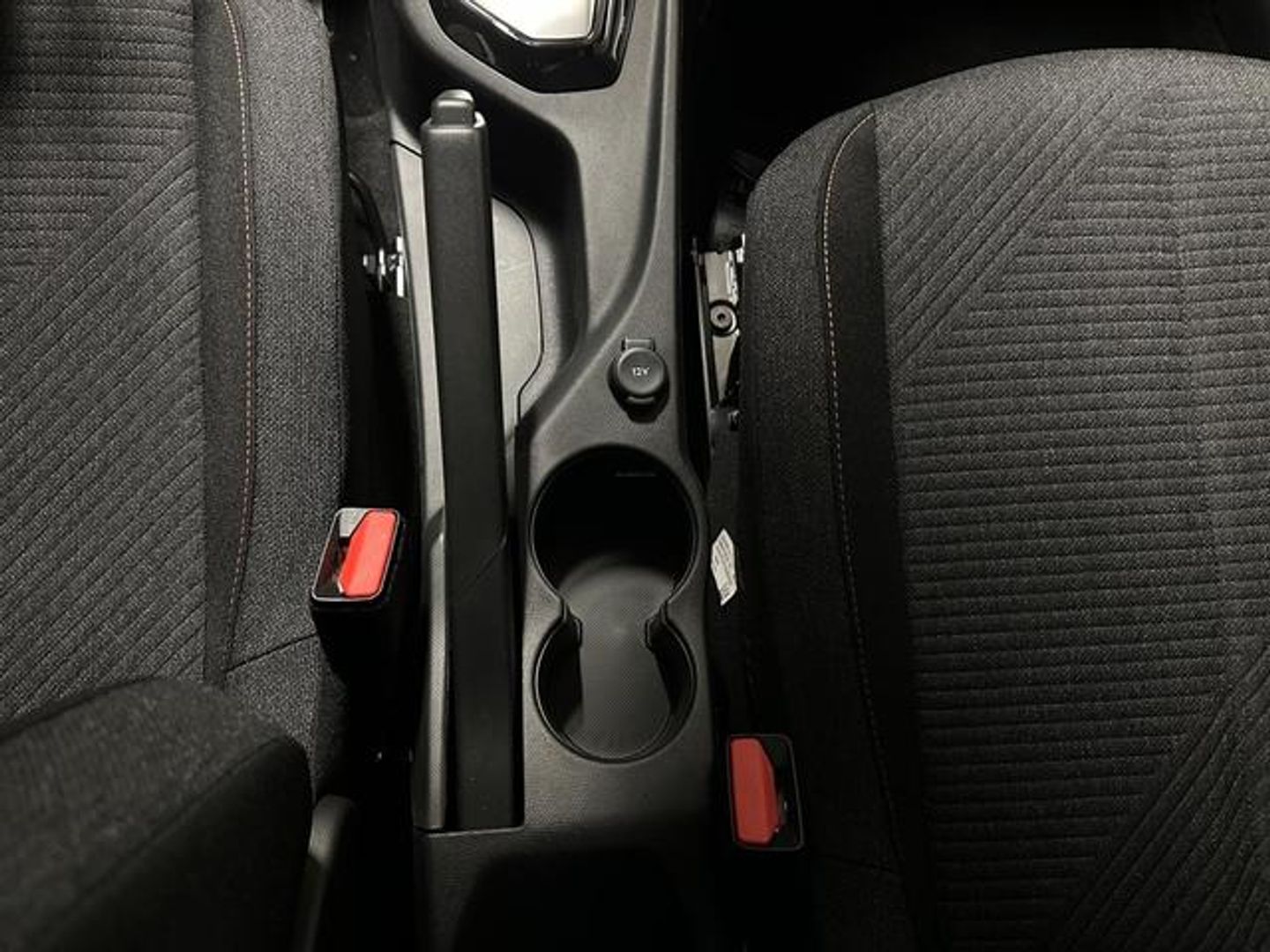 Peugeot 208 Style Hybrid 110 eDCS6 81 kW (110 CV)