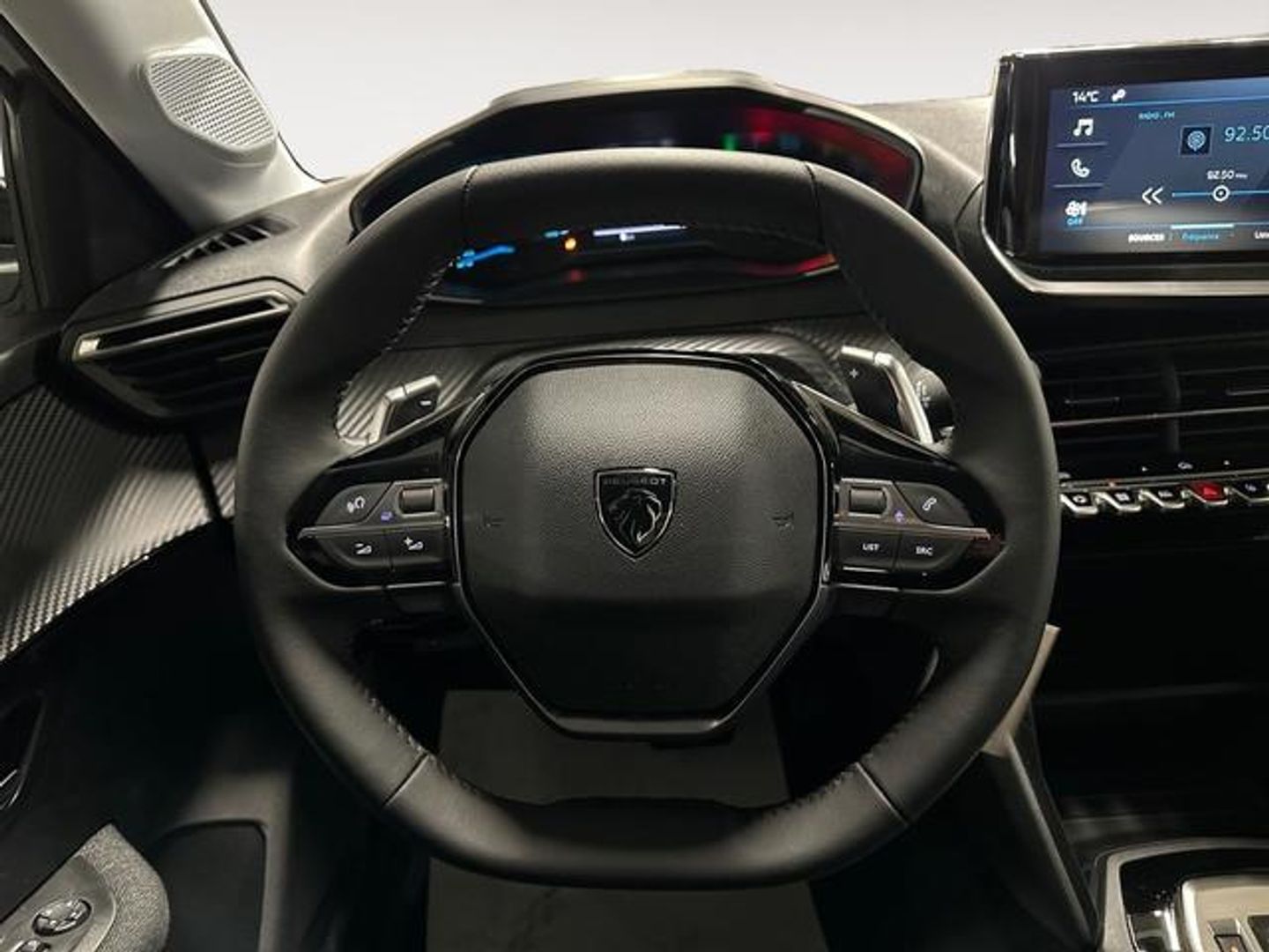 Peugeot 208 Style Hybrid 110 eDCS6 81 kW (110 CV)