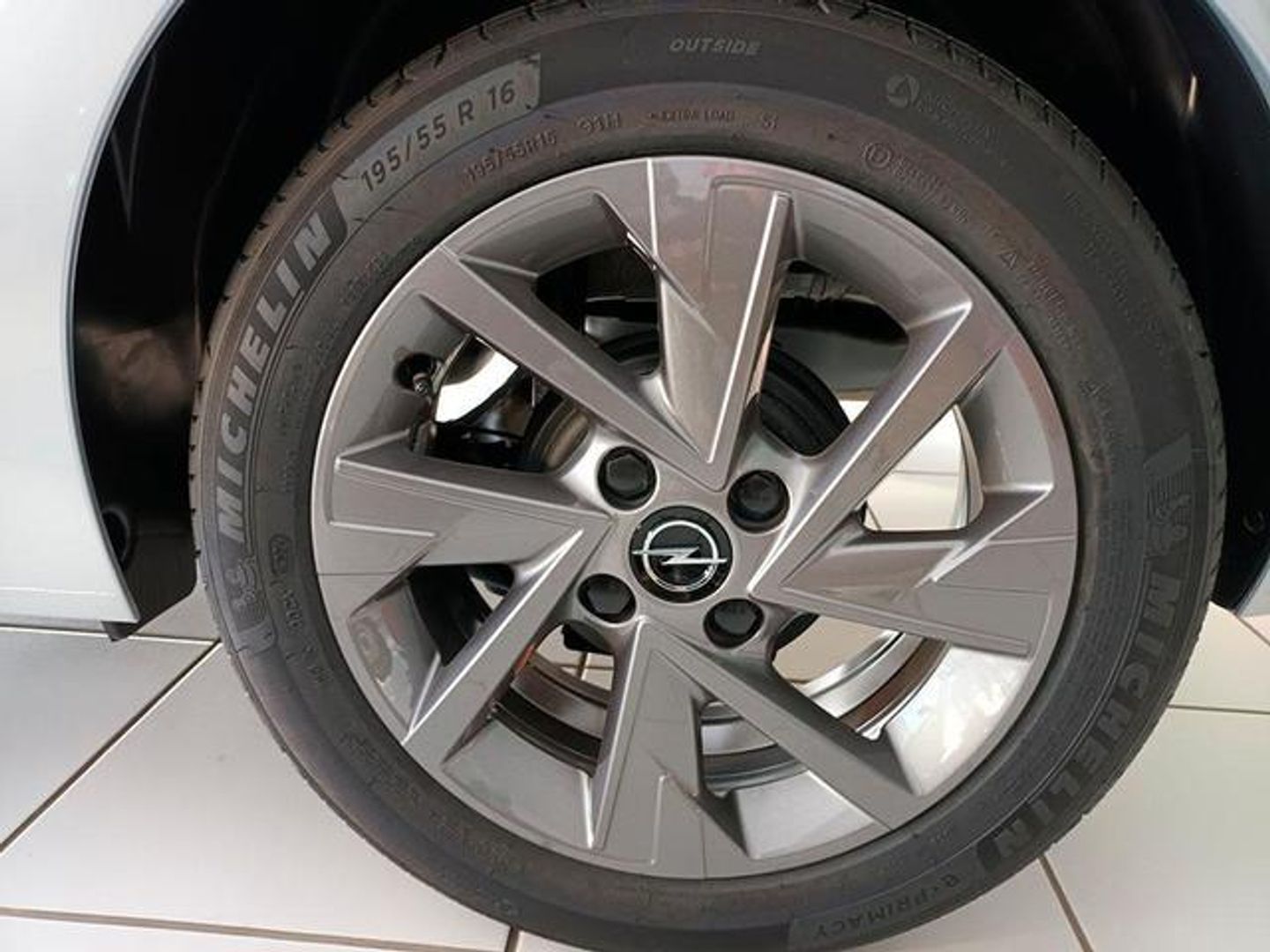 Opel Corsa 1.2T XHL Edition 74 kW (100 CV)