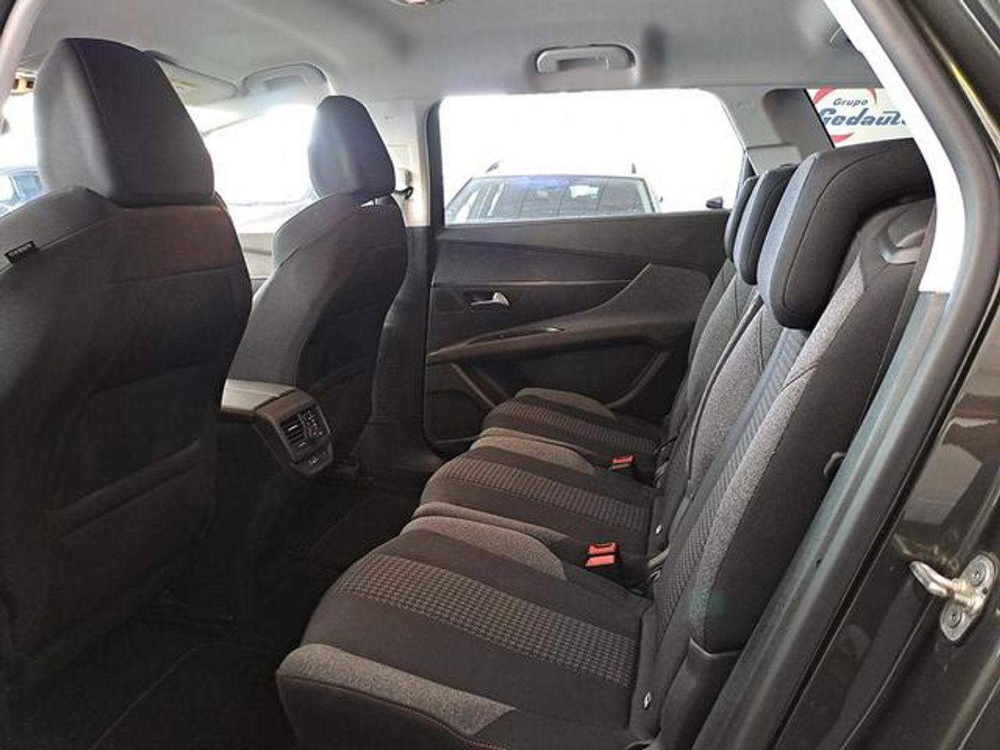 Peugeot 5008 PureTech 130 S&S Active 96 kW (130 CV)