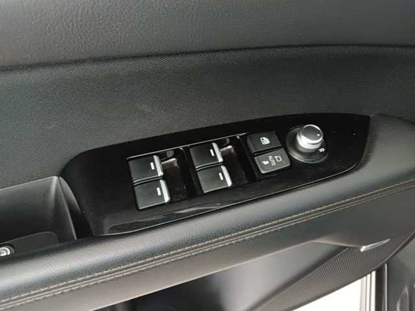Mazda CX-5 2.0 GE Zenith 2WD AT 121 kW (165 CV)