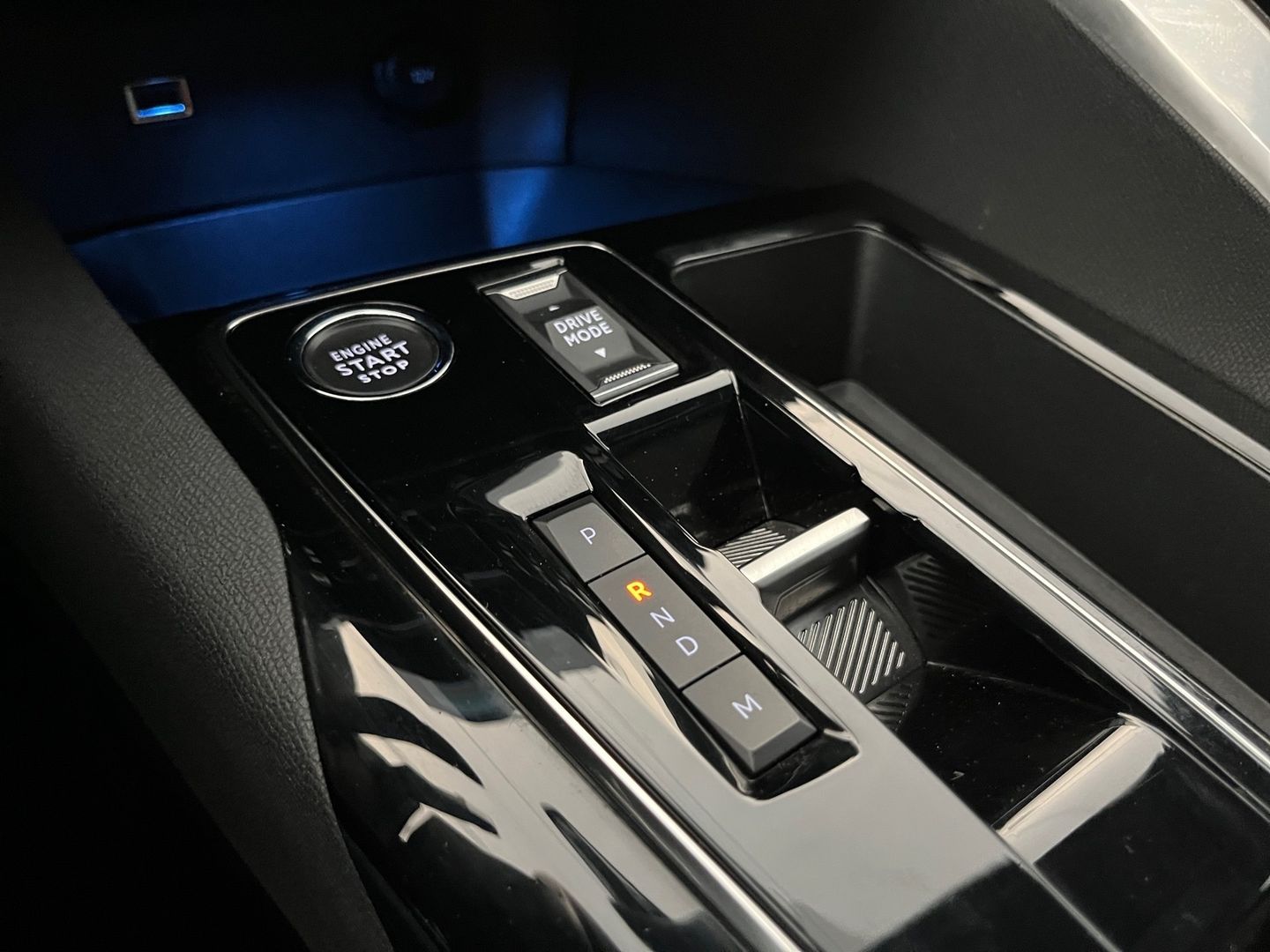 Peugeot 3008 PureTech 130 S&S Allure Pack EAT8 96 kW (130 CV)