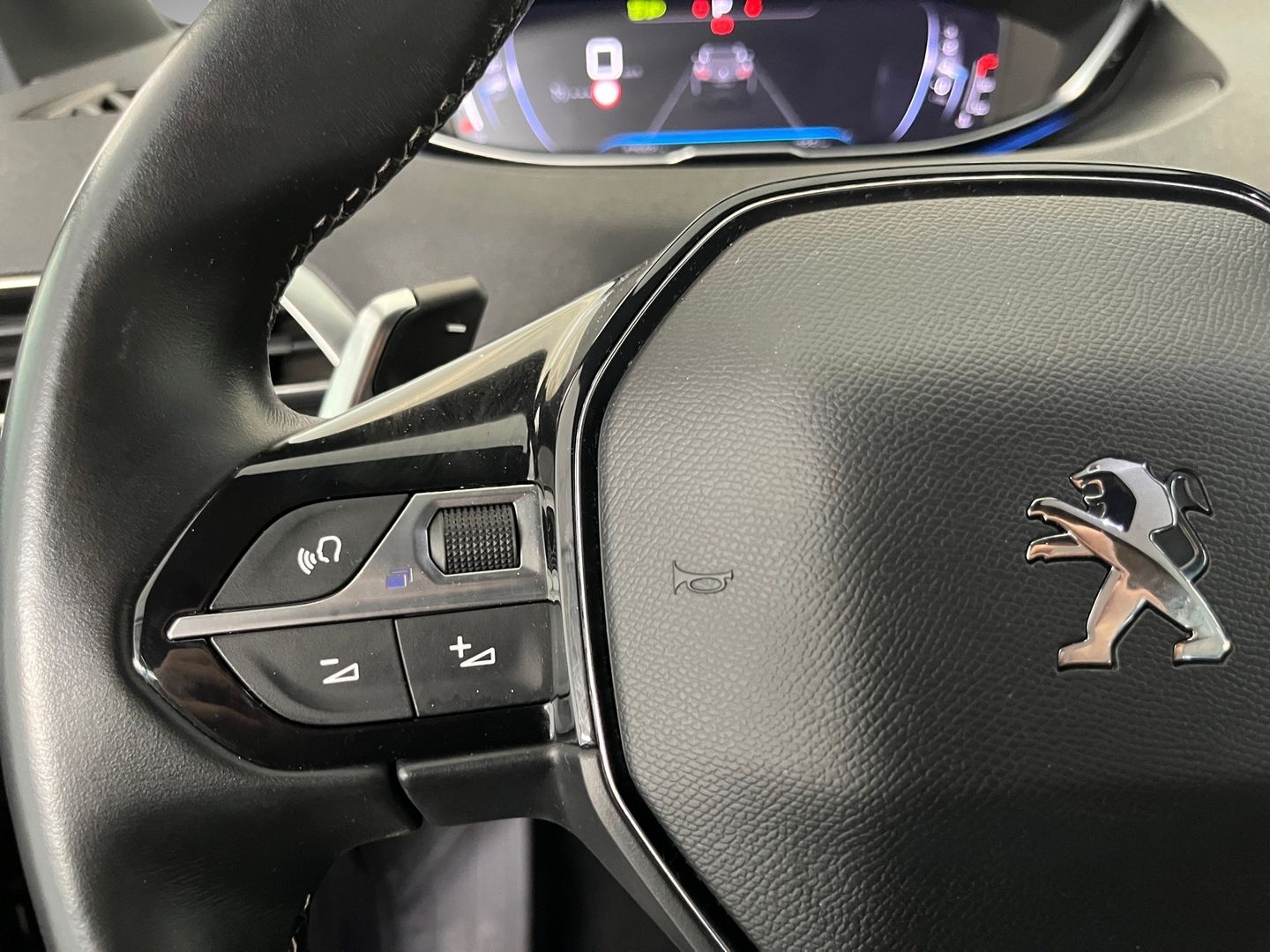 Peugeot 3008 PureTech 130 S&S Allure Pack EAT8 96 kW (130 CV)