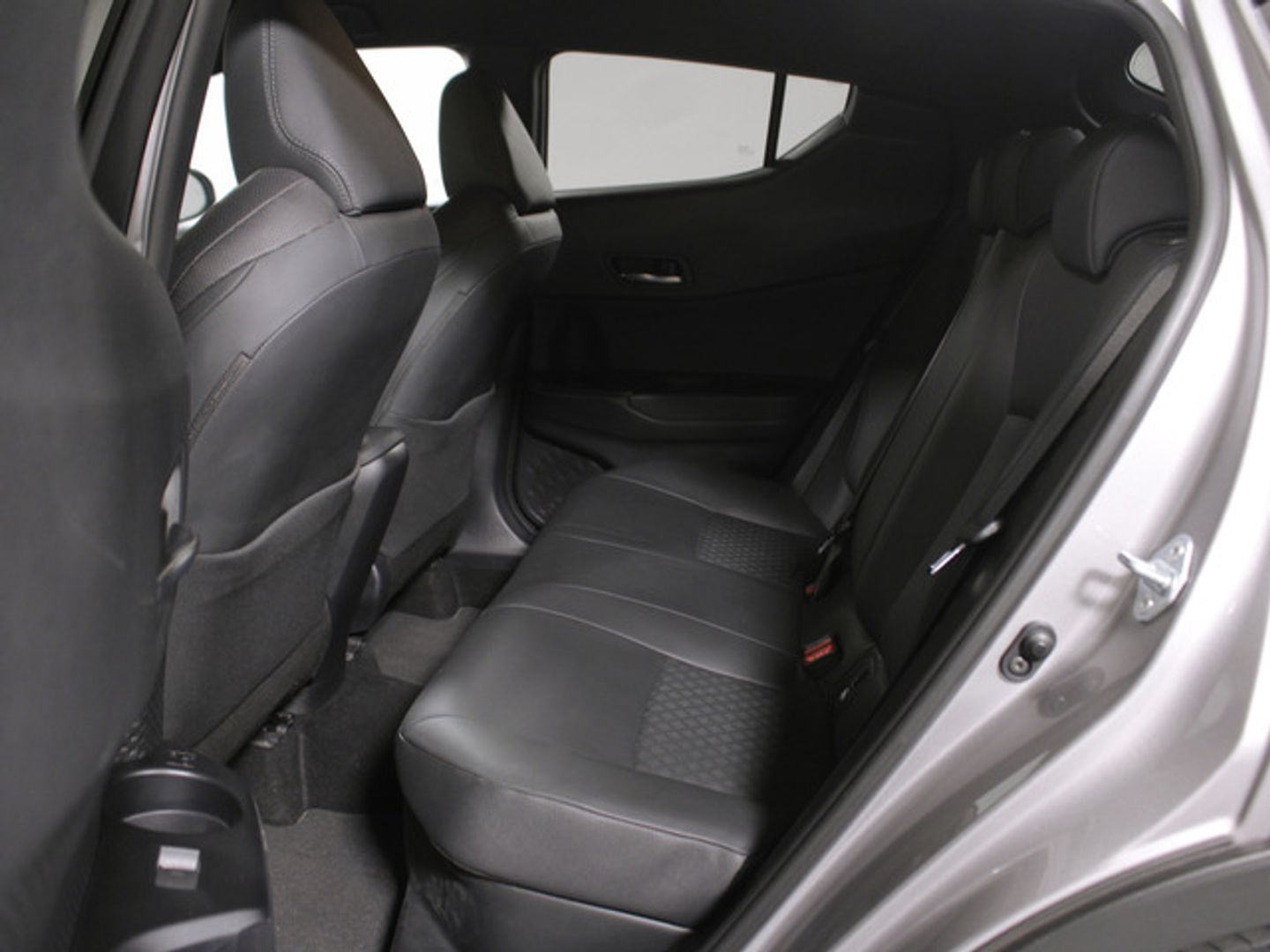Toyota C-HR 180H Advance 135 kW (184 CV)