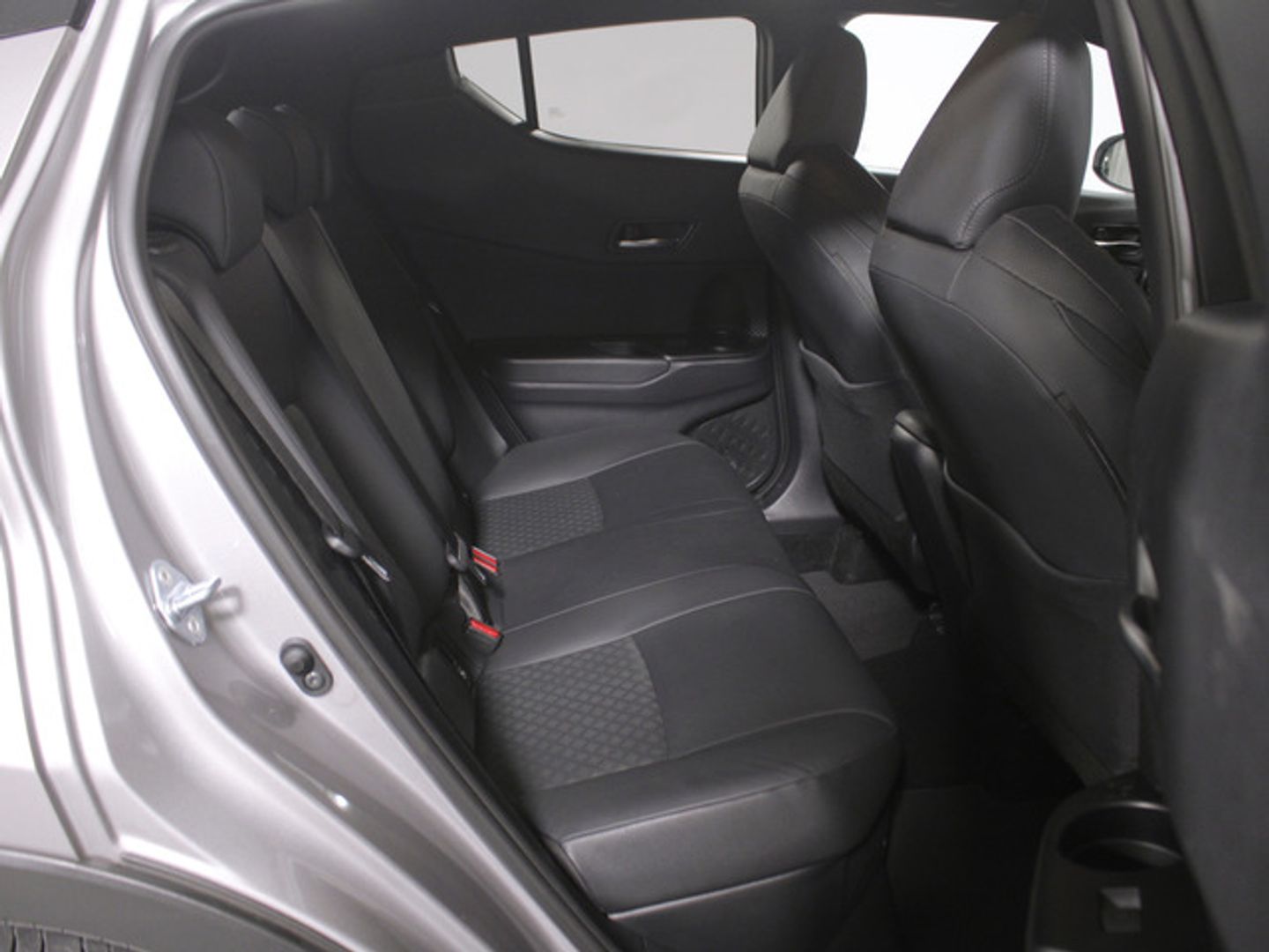 Toyota C-HR 180H Advance 135 kW (184 CV)