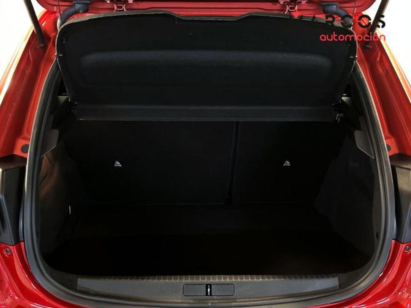 Peugeot 208 PureTech 100 Allure 75 kW (100 CV)
