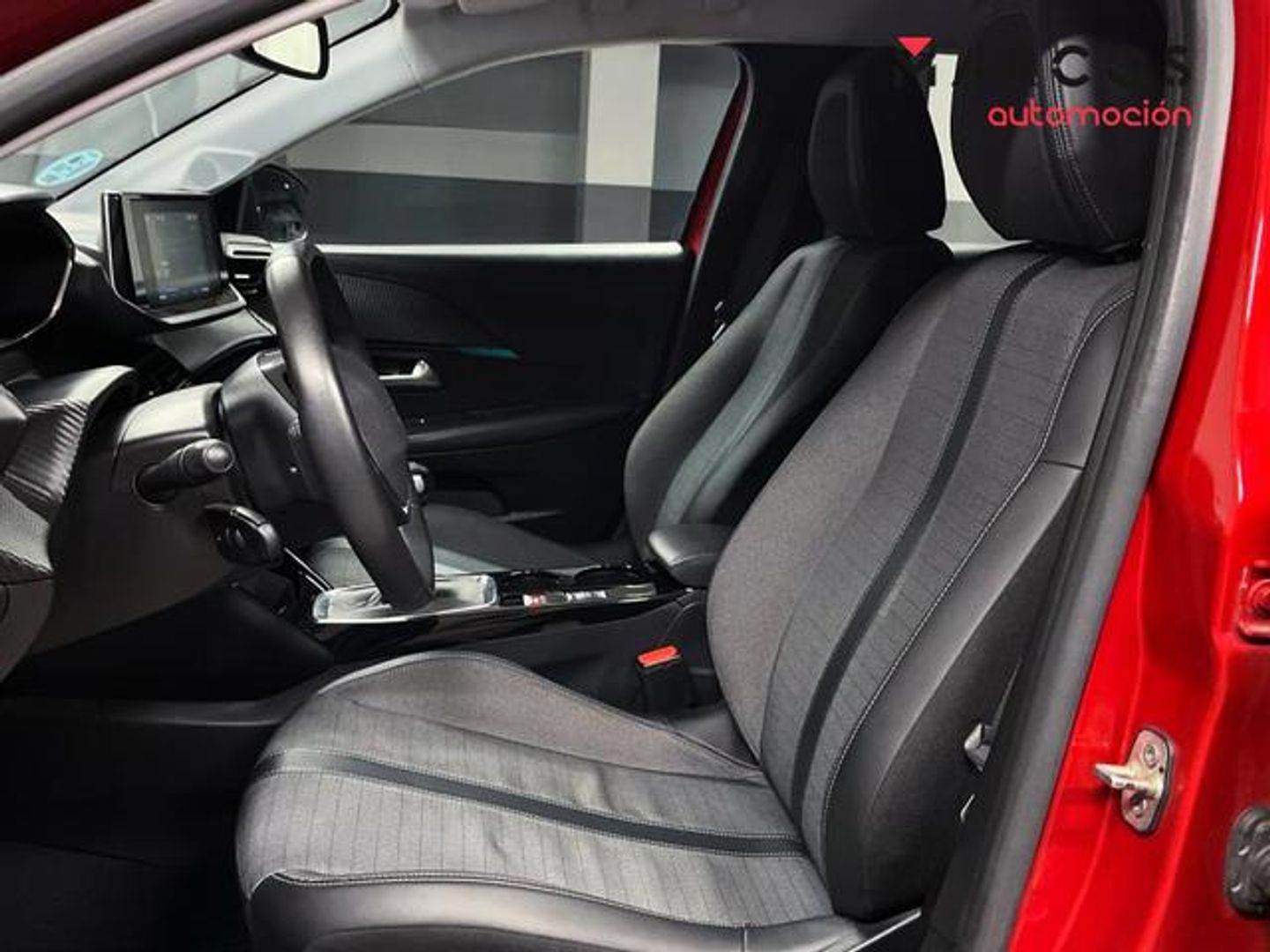 Peugeot 208 PureTech 100 Allure 75 kW (100 CV)