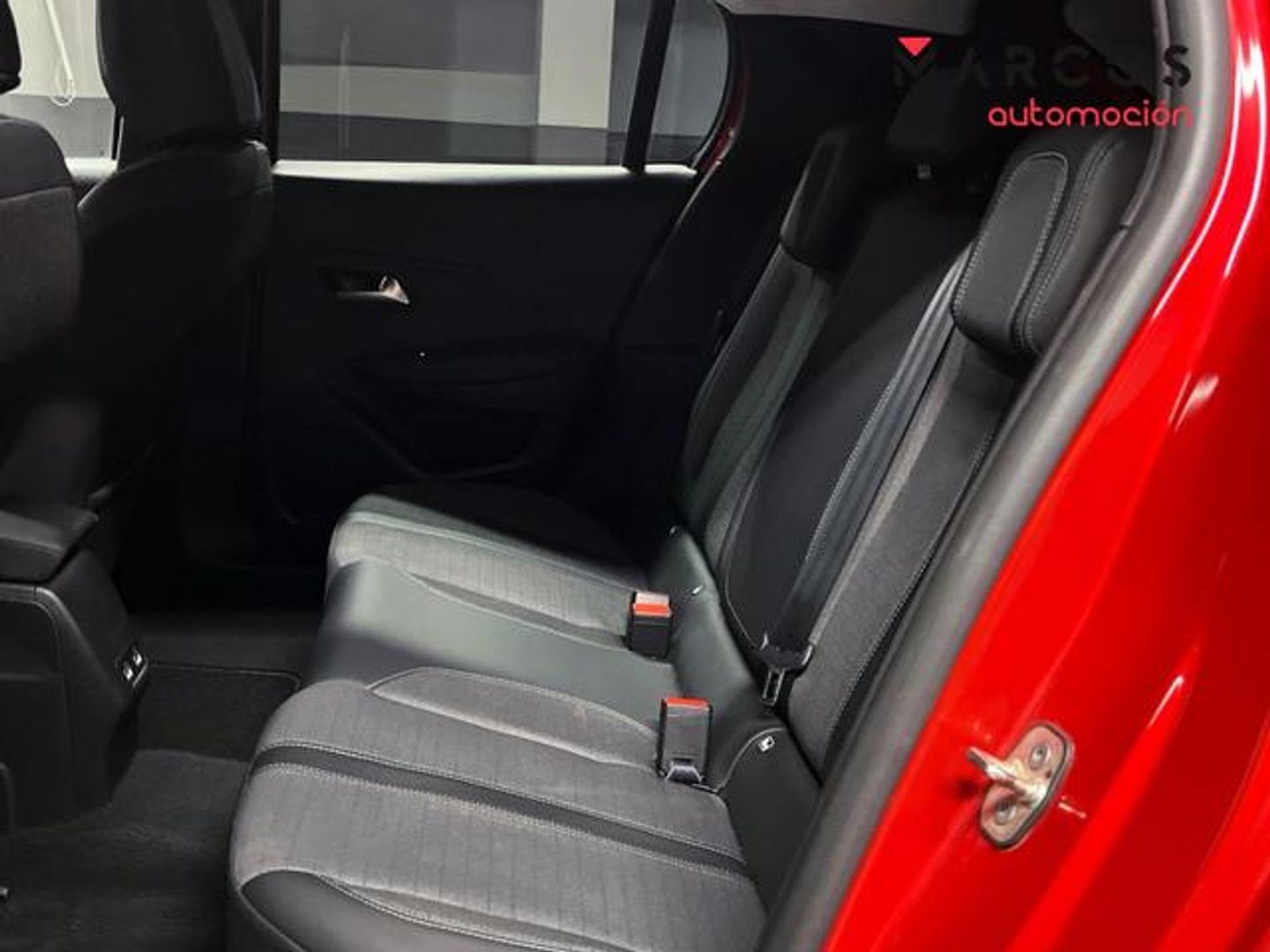 Peugeot 208 PureTech 100 Allure 75 kW (100 CV)
