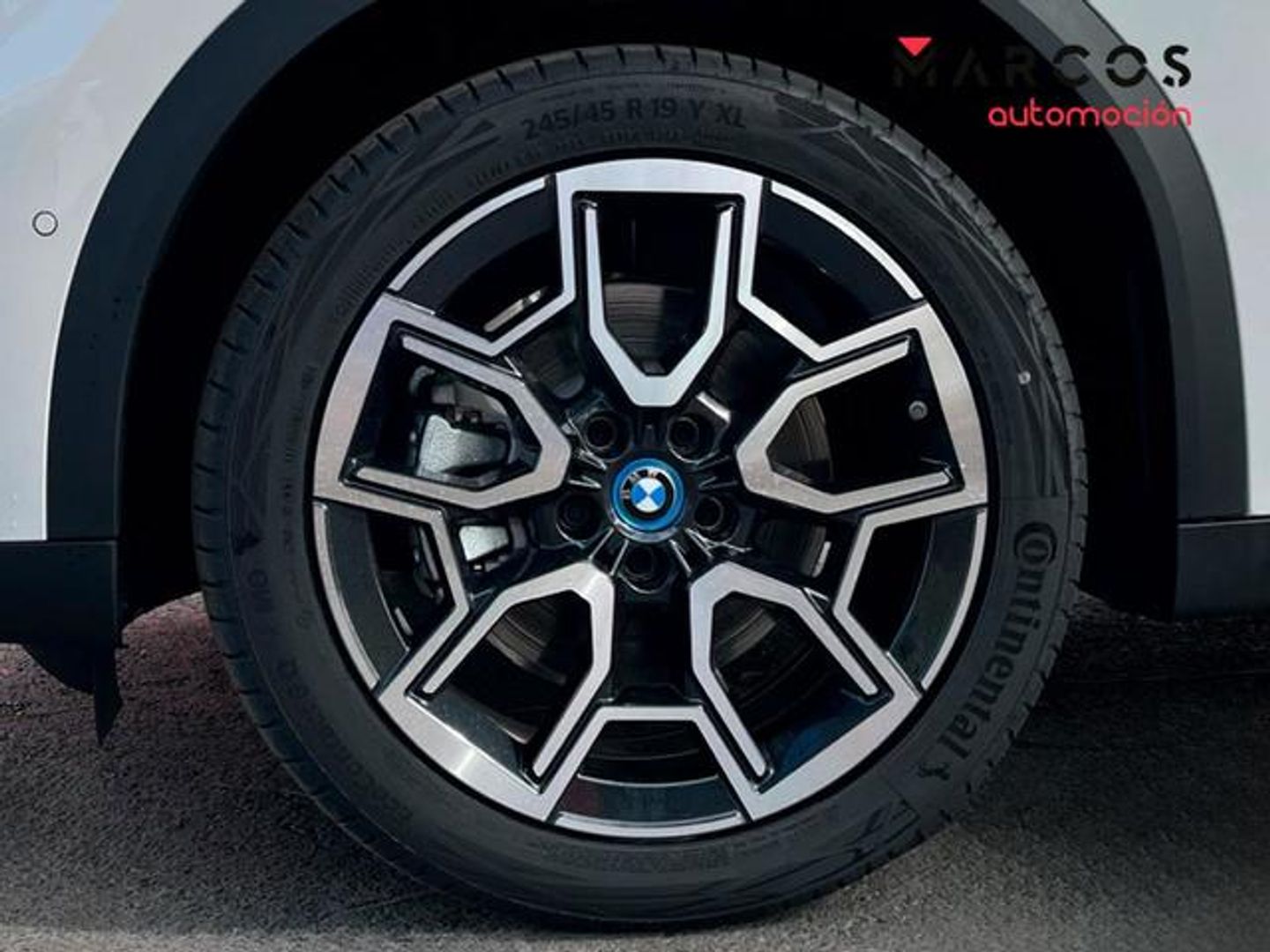 BMW iX2 xDrive30 230 kW (313 CV)
