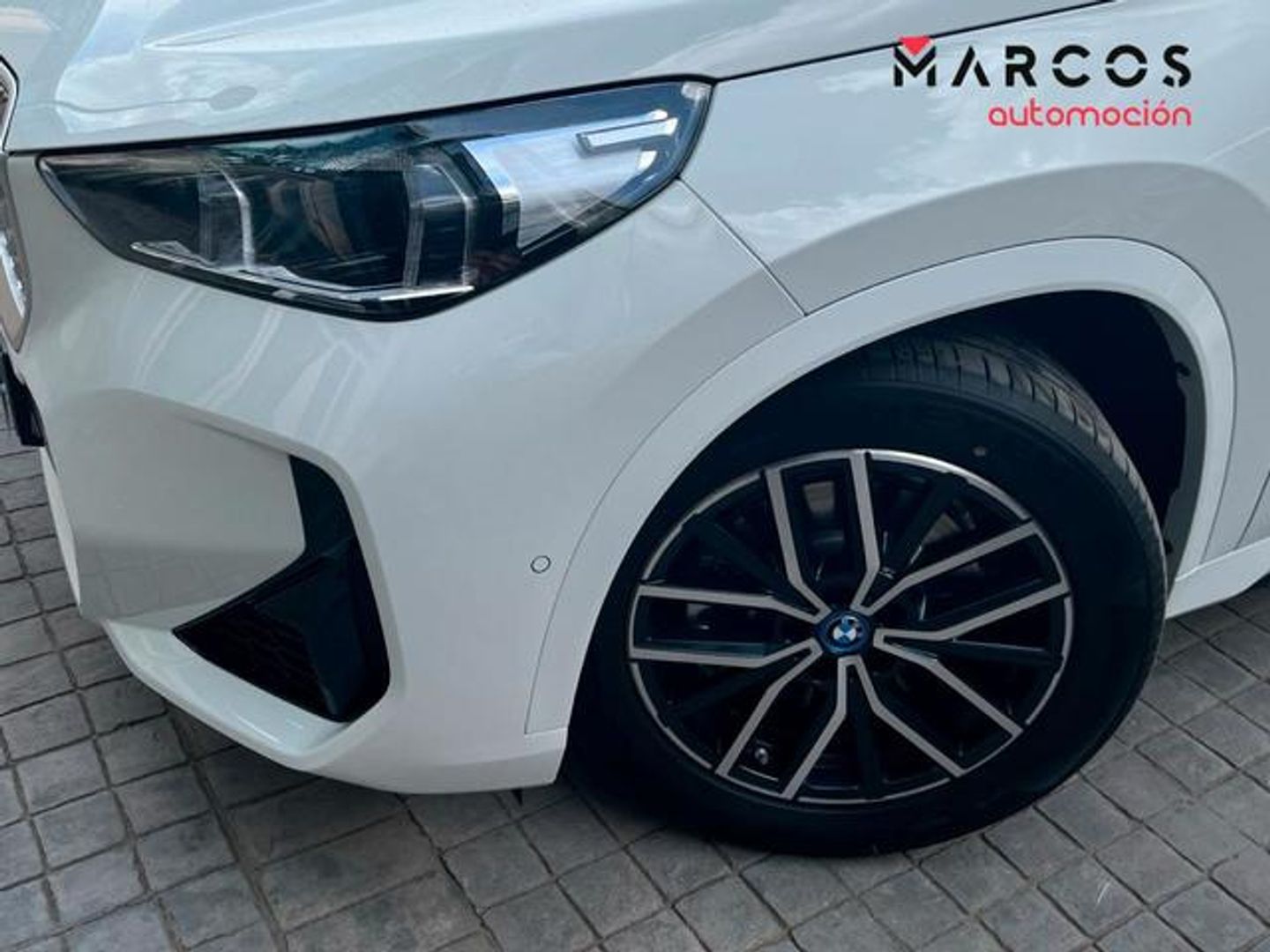 BMW iX1 xDrive30 230 kW (313 CV)