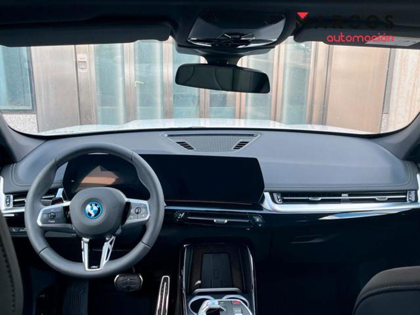 BMW iX1 xDrive30 230 kW (313 CV)
