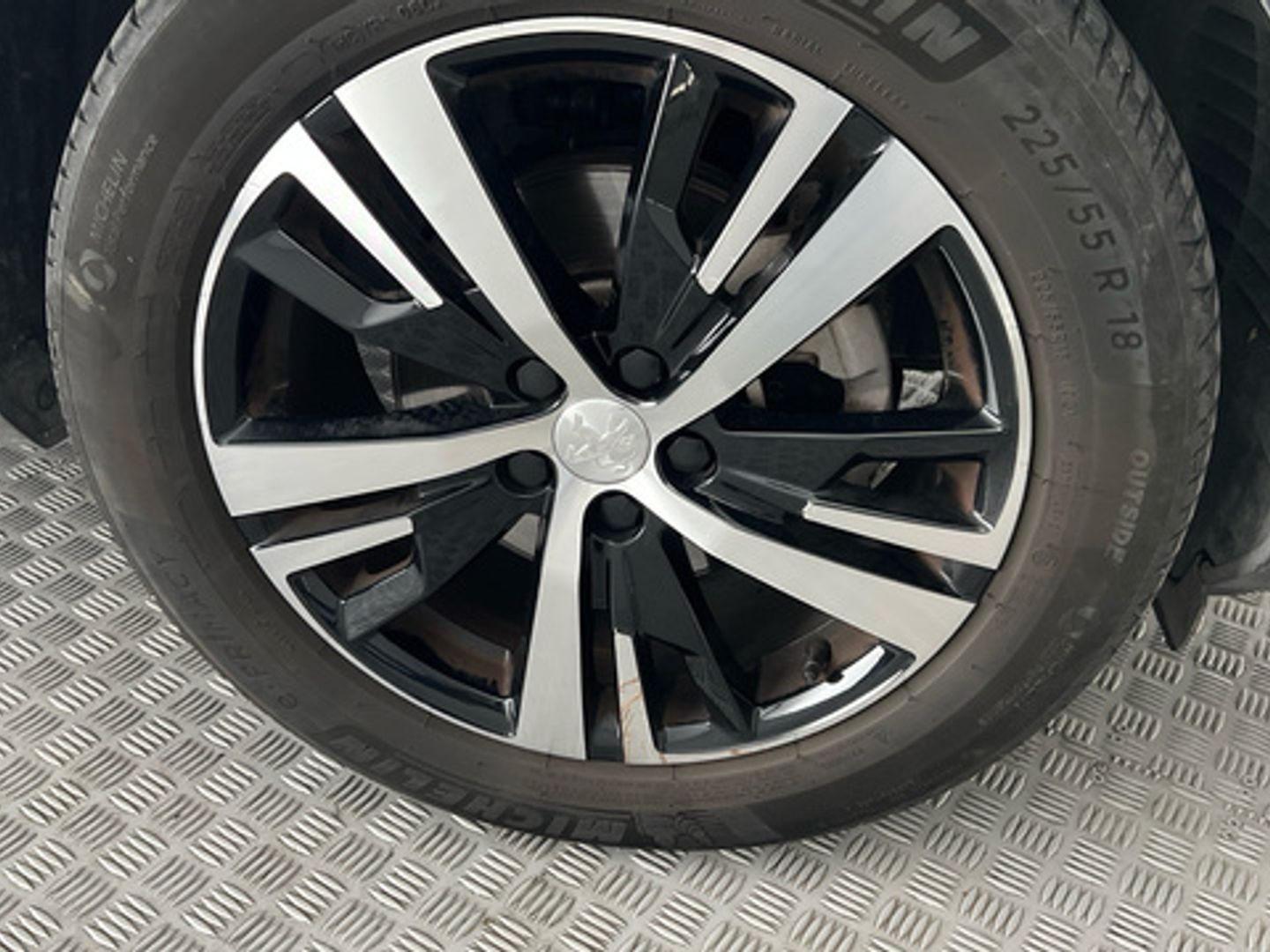 Peugeot 3008 PureTech 130 S&S GT EAT8 96 kW (130 CV)
