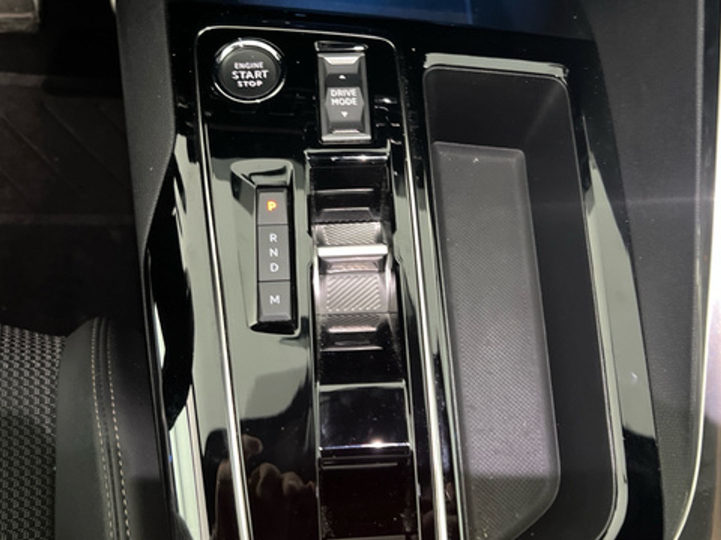 Peugeot 3008 PureTech 130 S&S GT EAT8 96 kW (130 CV)