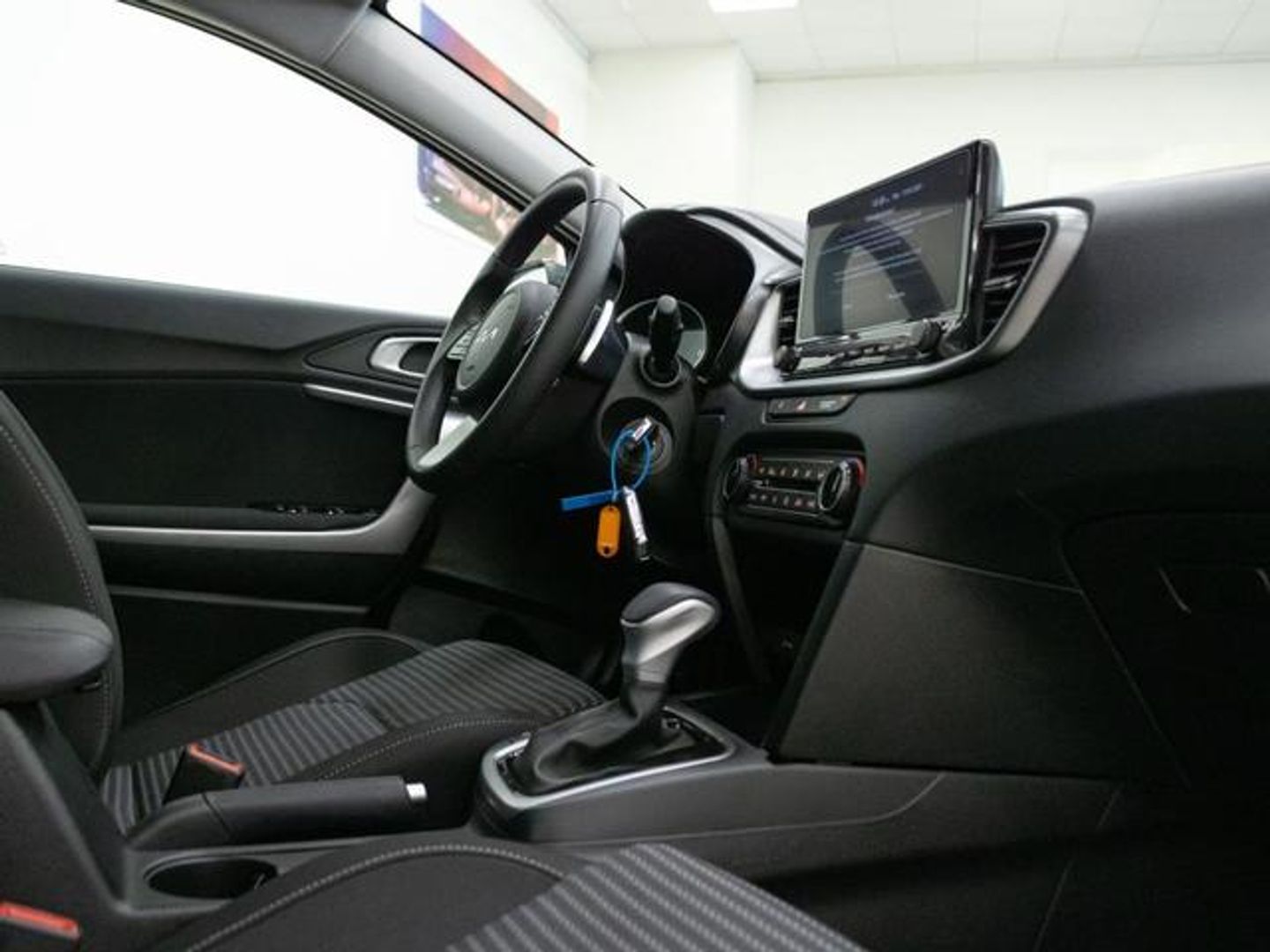Kia Ceed 1.0 MHEV Drive DCT 74 kW (100 CV)