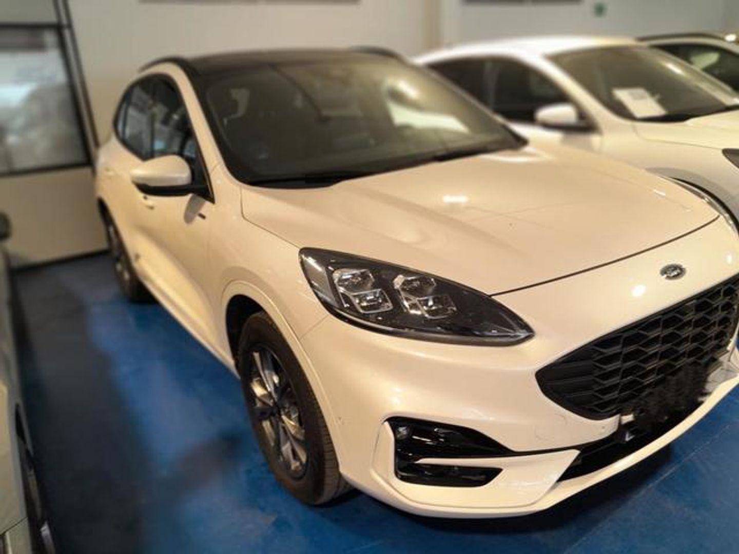Ford Kuga 2.5 Duratec PHEV ST-Line X Auto 165 kW (225 CV) Blanco SUV