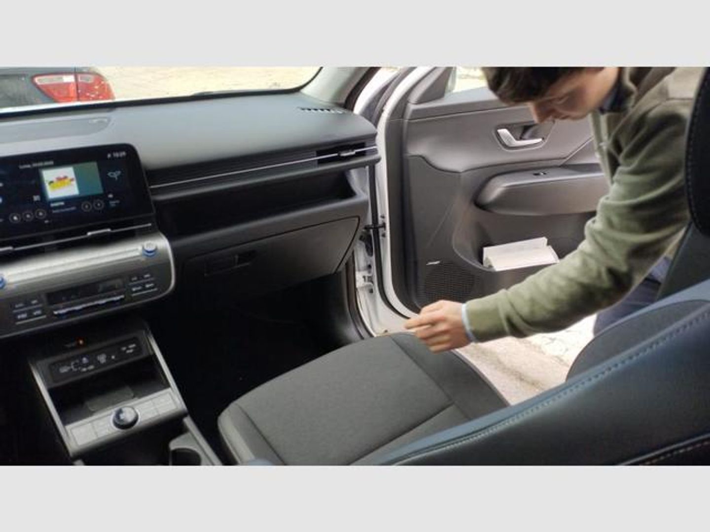 Hyundai Kona EV 65kWh Tecno 2C 160 kW (218 CV)
