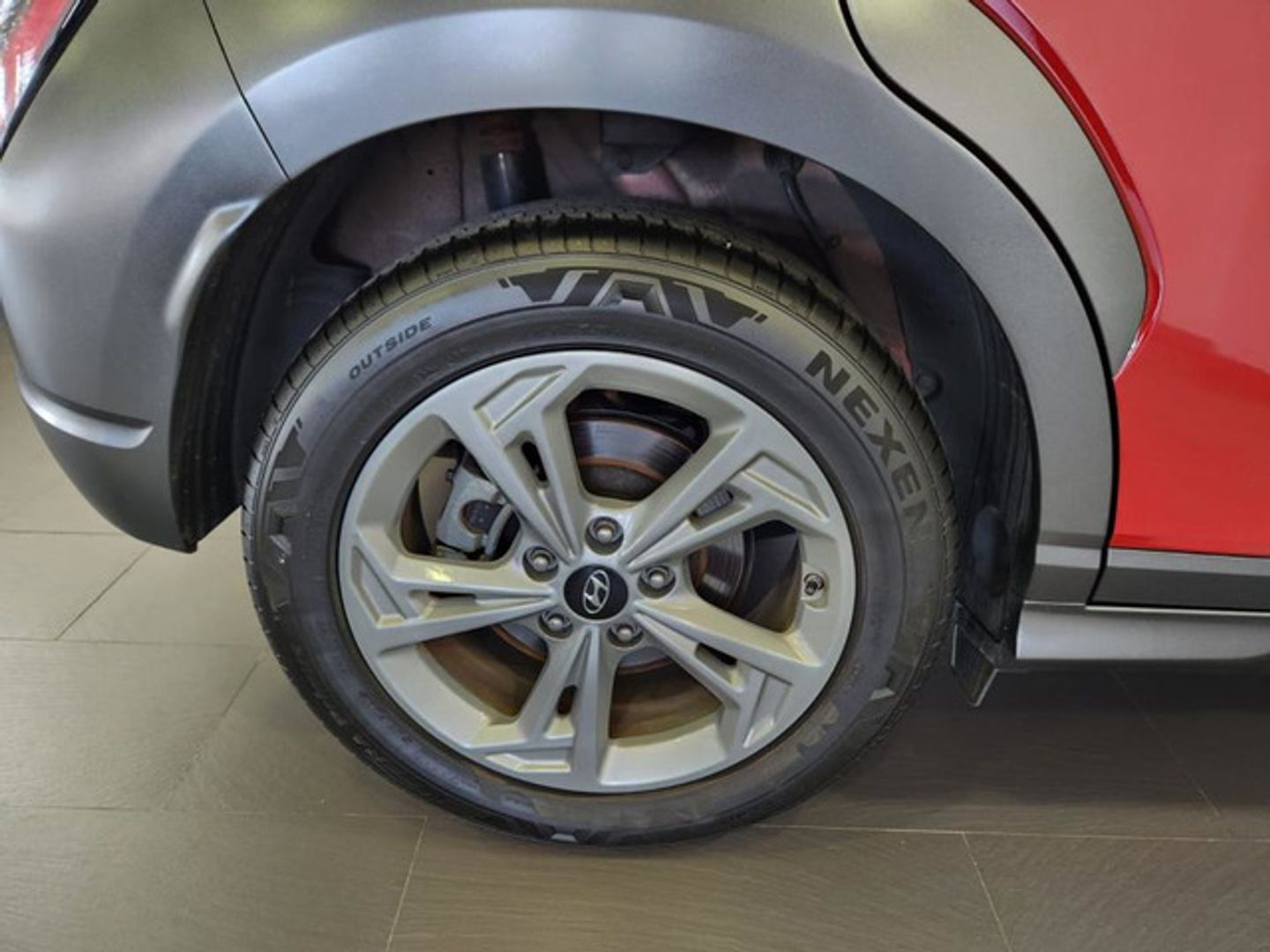 Hyundai Kona 1.0 TGDi 48V Tecno 4x2 88 kW (120 CV)