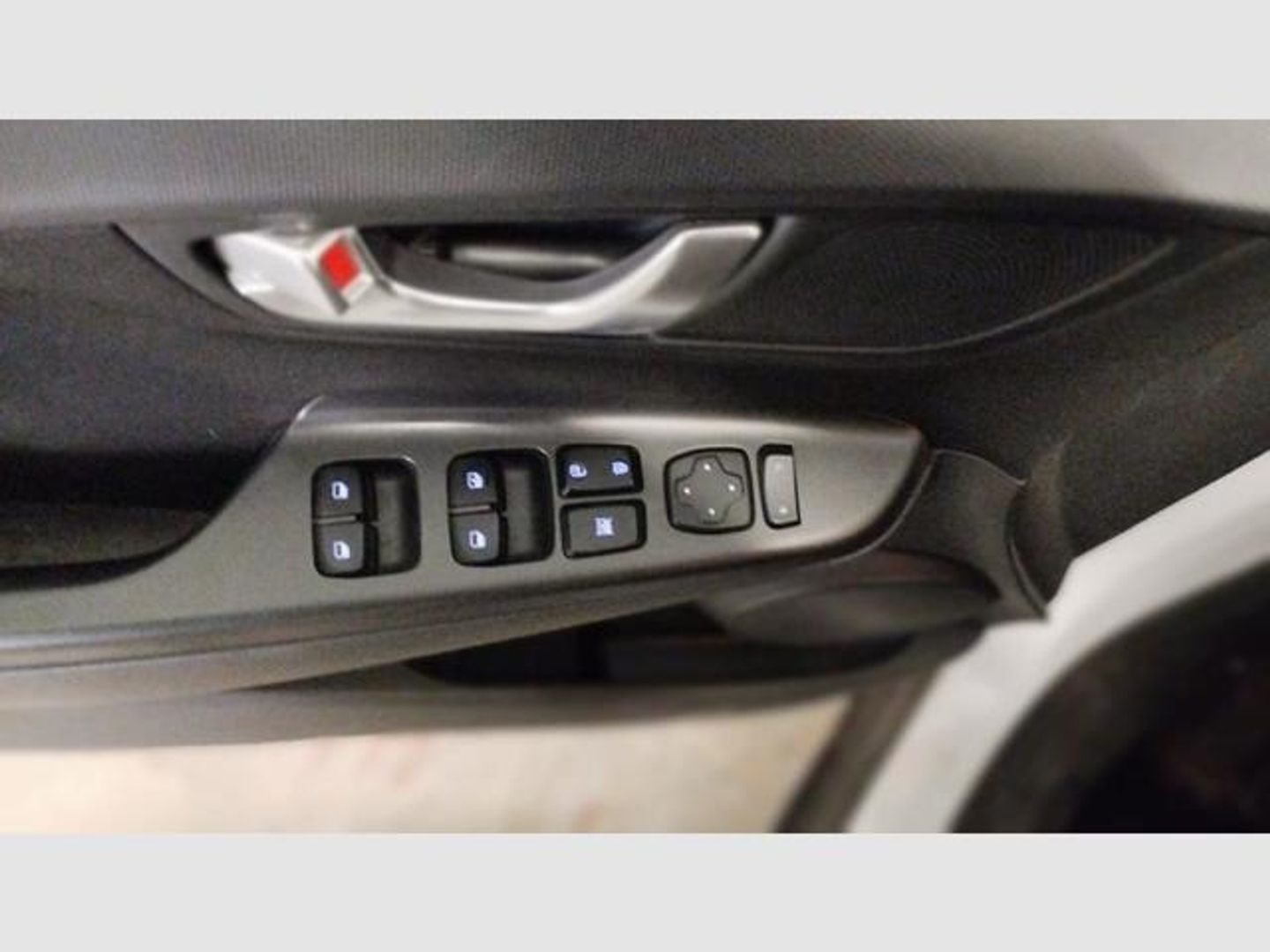 Hyundai Kona 1.0 TGDi 48V Maxx 4x2 88 kW (120 CV)