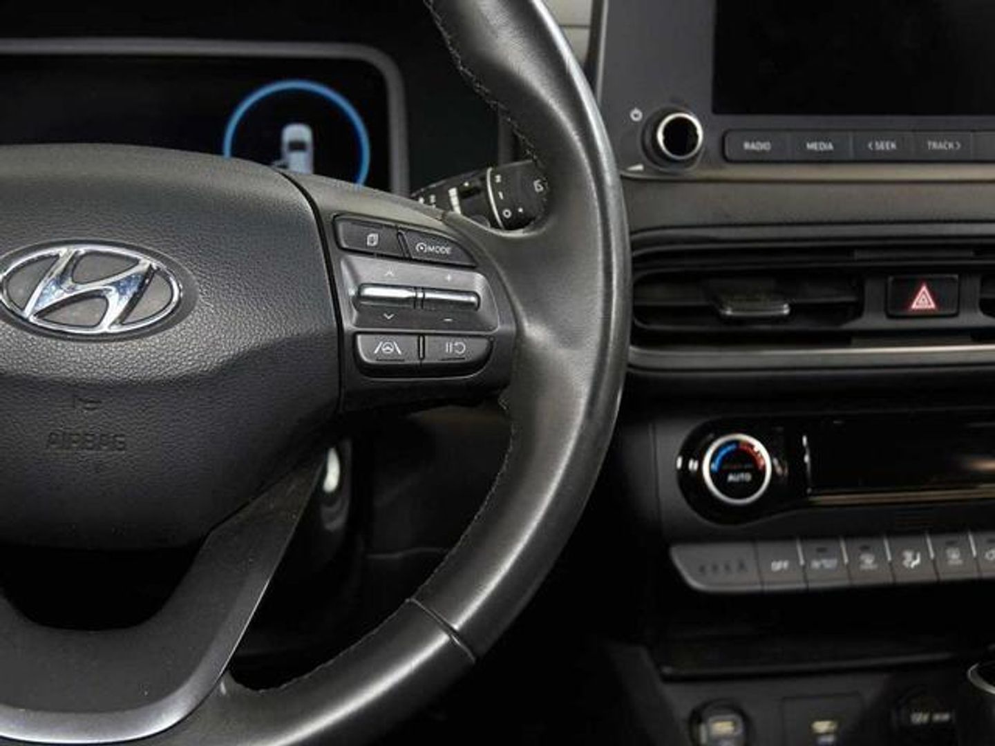 Hyundai Kona 1.6 GDI HEV Maxx DCT 104 kW (141 CV)