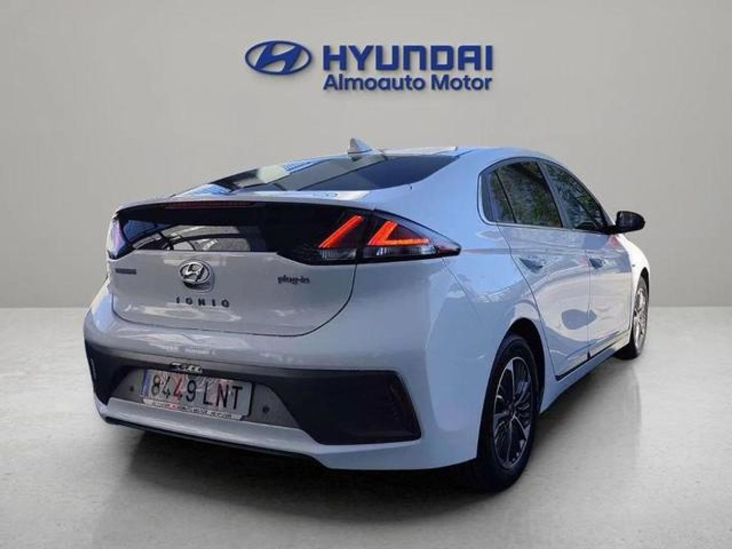 Hyundai Ioniq 1.6 GDI PHEV Tecno DCT 104 kW (141 CV)