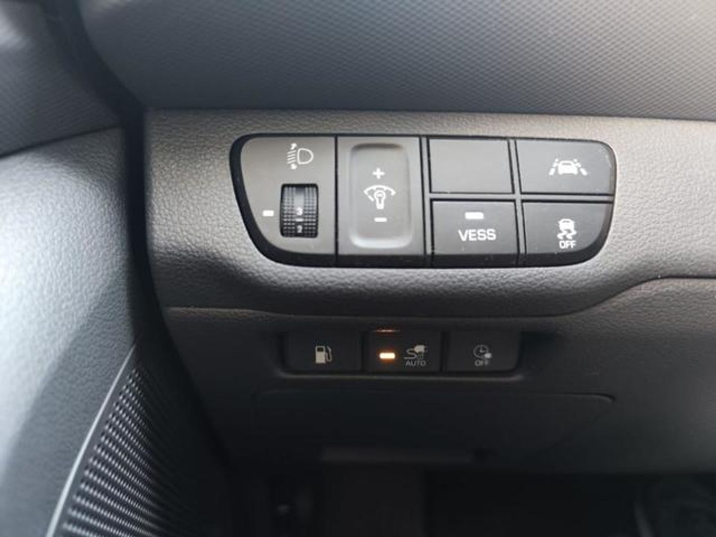 Hyundai Ioniq 1.6 GDI PHEV Tecno DCT 104 kW (141 CV)