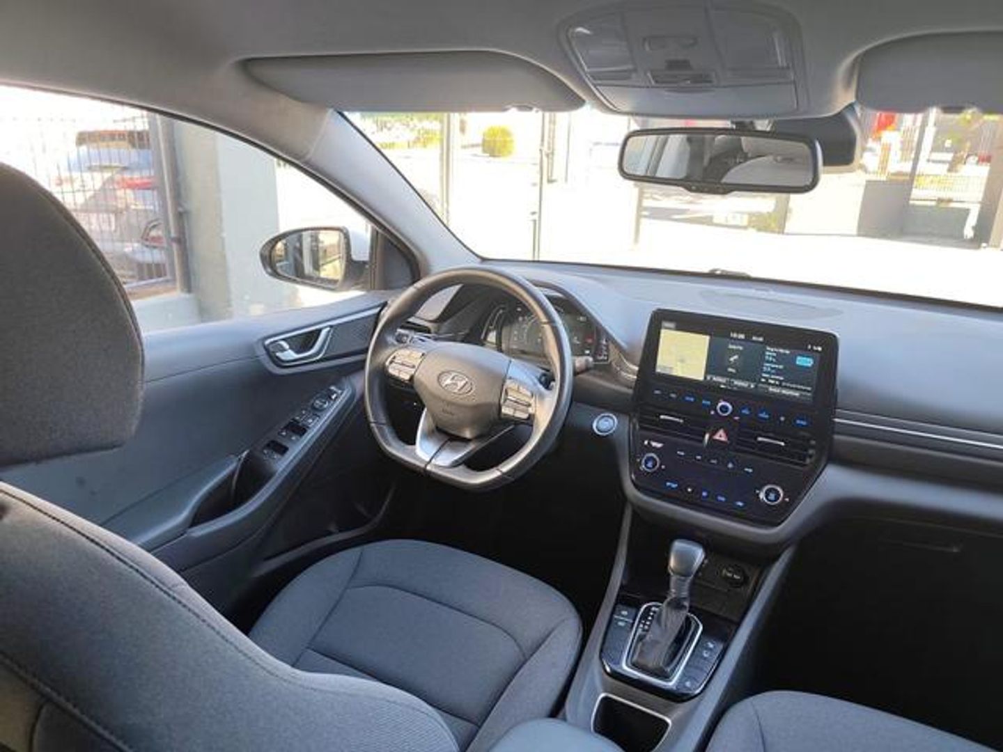 Hyundai Ioniq 1.6 GDI PHEV Tecno DCT 104 kW (141 CV)