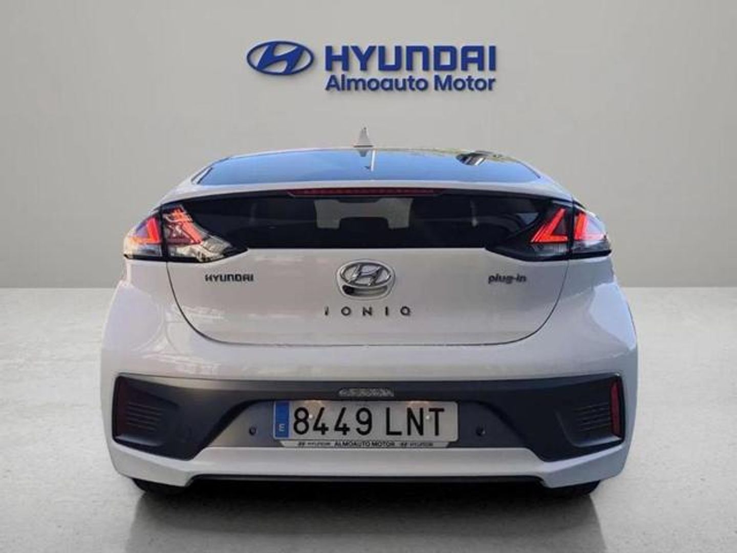 Hyundai Ioniq 1.6 GDI PHEV Tecno DCT 104 kW (141 CV)
