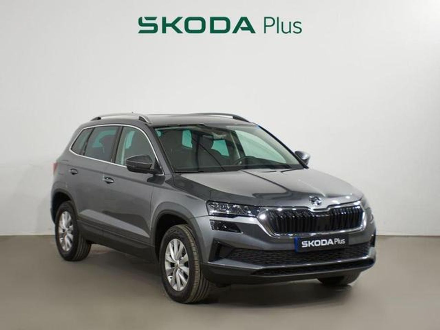 Skoda Karoq 1.5 TSI ACT Selection DSG 110 kW (150 CV) Gris All Terrain / Pick-up