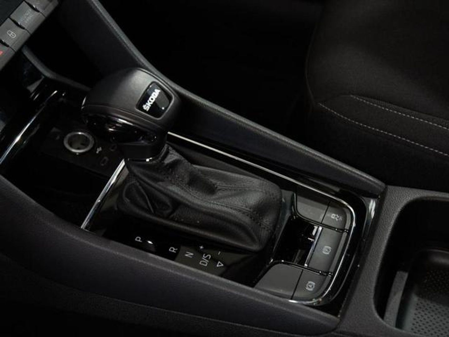 Skoda Karoq 1.5 TSI ACT Selection DSG 110 kW (150 CV)